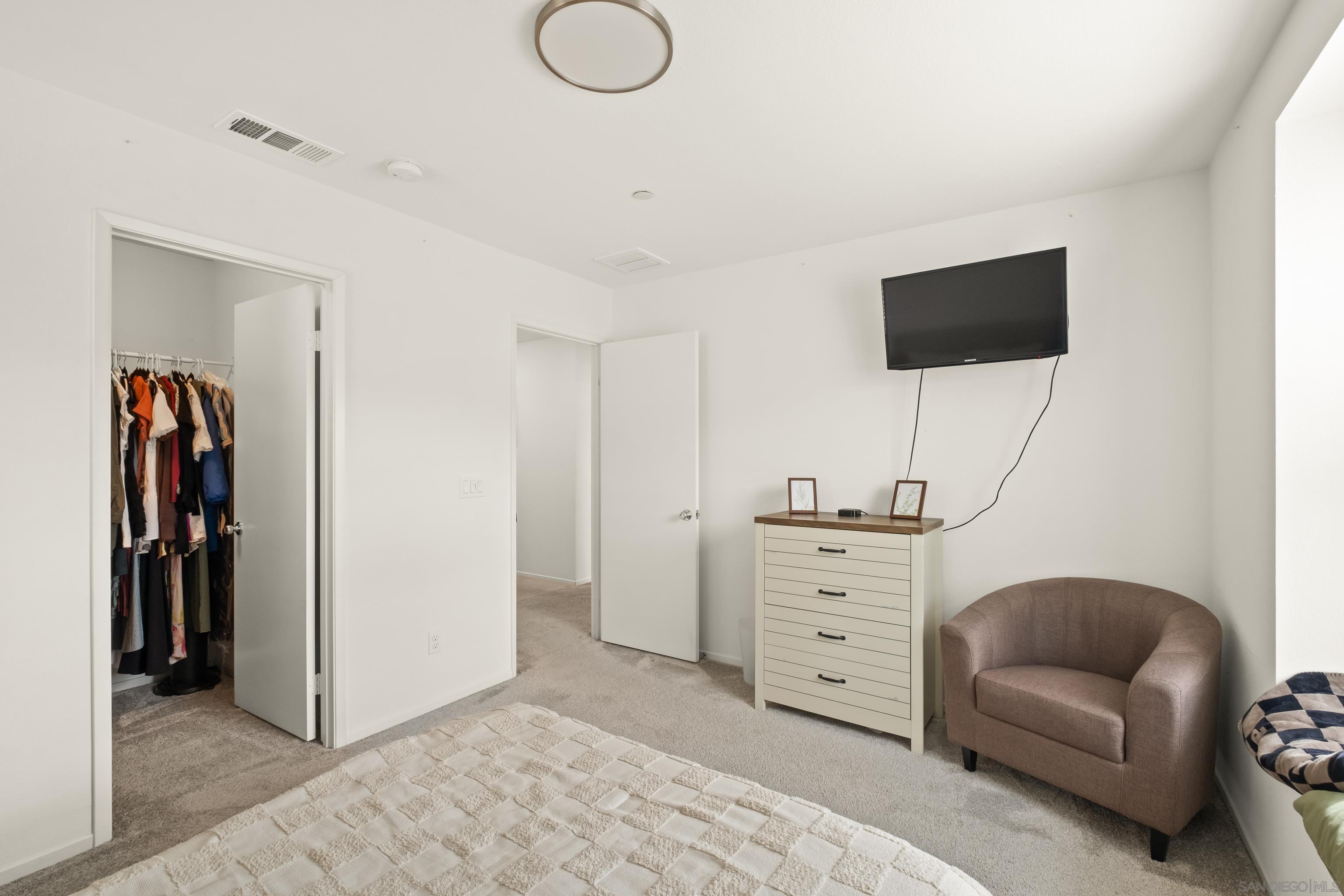 Detail Gallery Image 21 of 38 For 13650  Gray Hawk Way, Valley Center,  CA 92082 - 3 Beds | 2/1 Baths