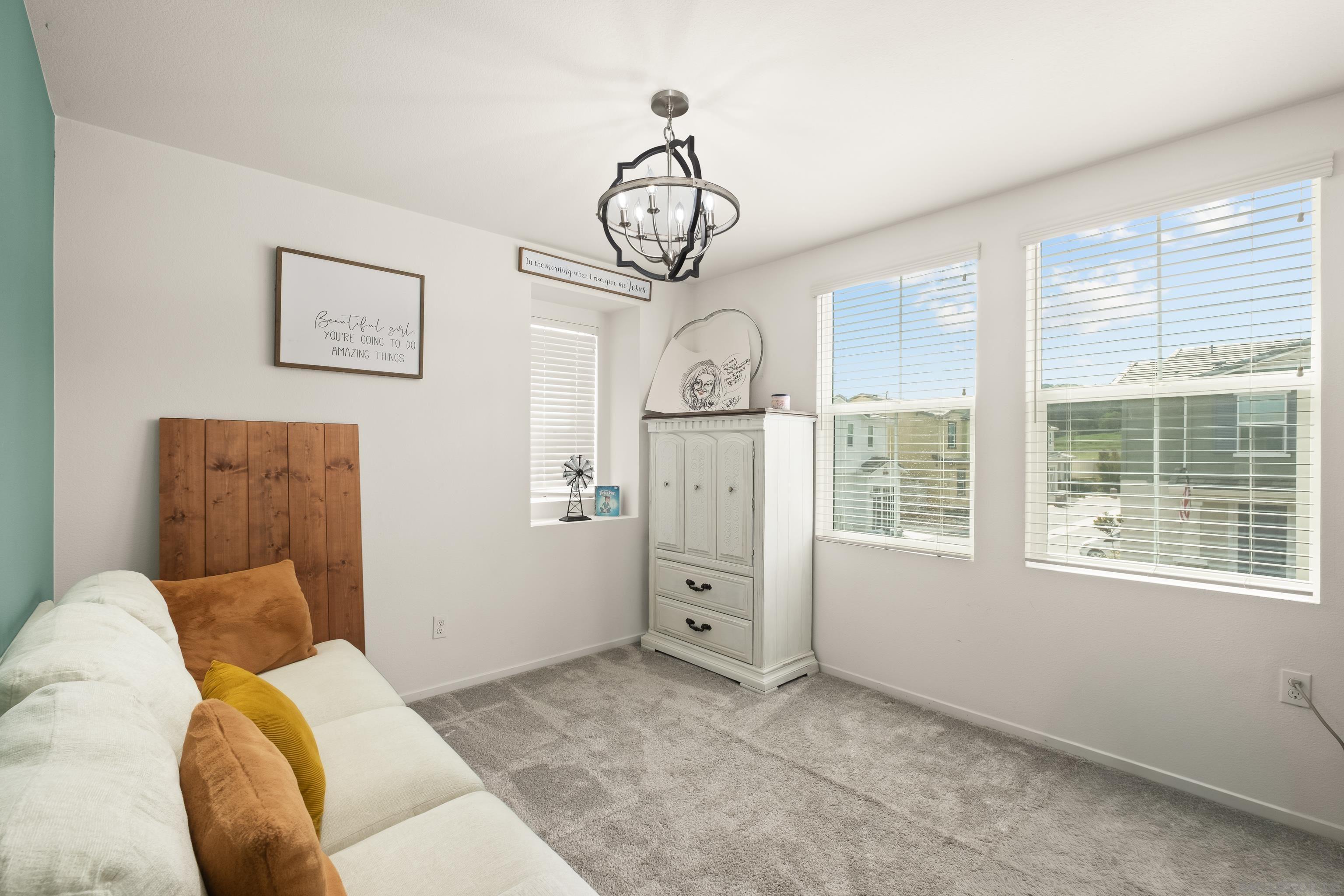 Detail Gallery Image 23 of 38 For 13650  Gray Hawk Way, Valley Center,  CA 92082 - 3 Beds | 2/1 Baths