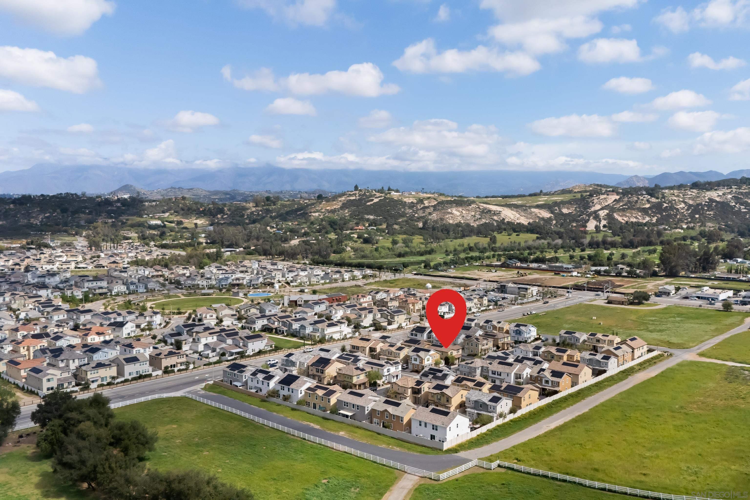 Detail Gallery Image 33 of 38 For 13650  Gray Hawk Way, Valley Center,  CA 92082 - 3 Beds | 2/1 Baths