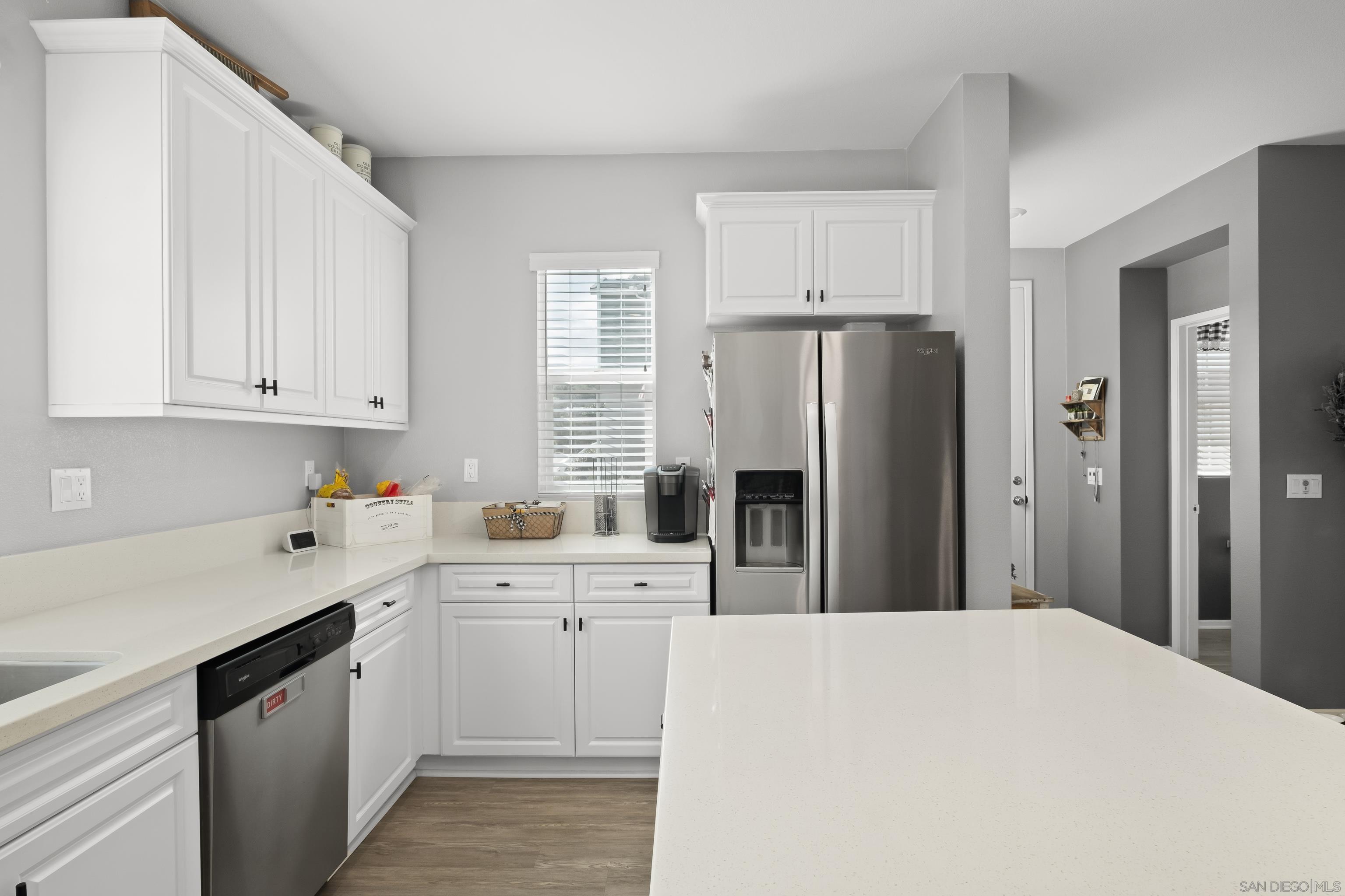 Detail Gallery Image 7 of 38 For 13650  Gray Hawk Way, Valley Center,  CA 92082 - 3 Beds | 2/1 Baths