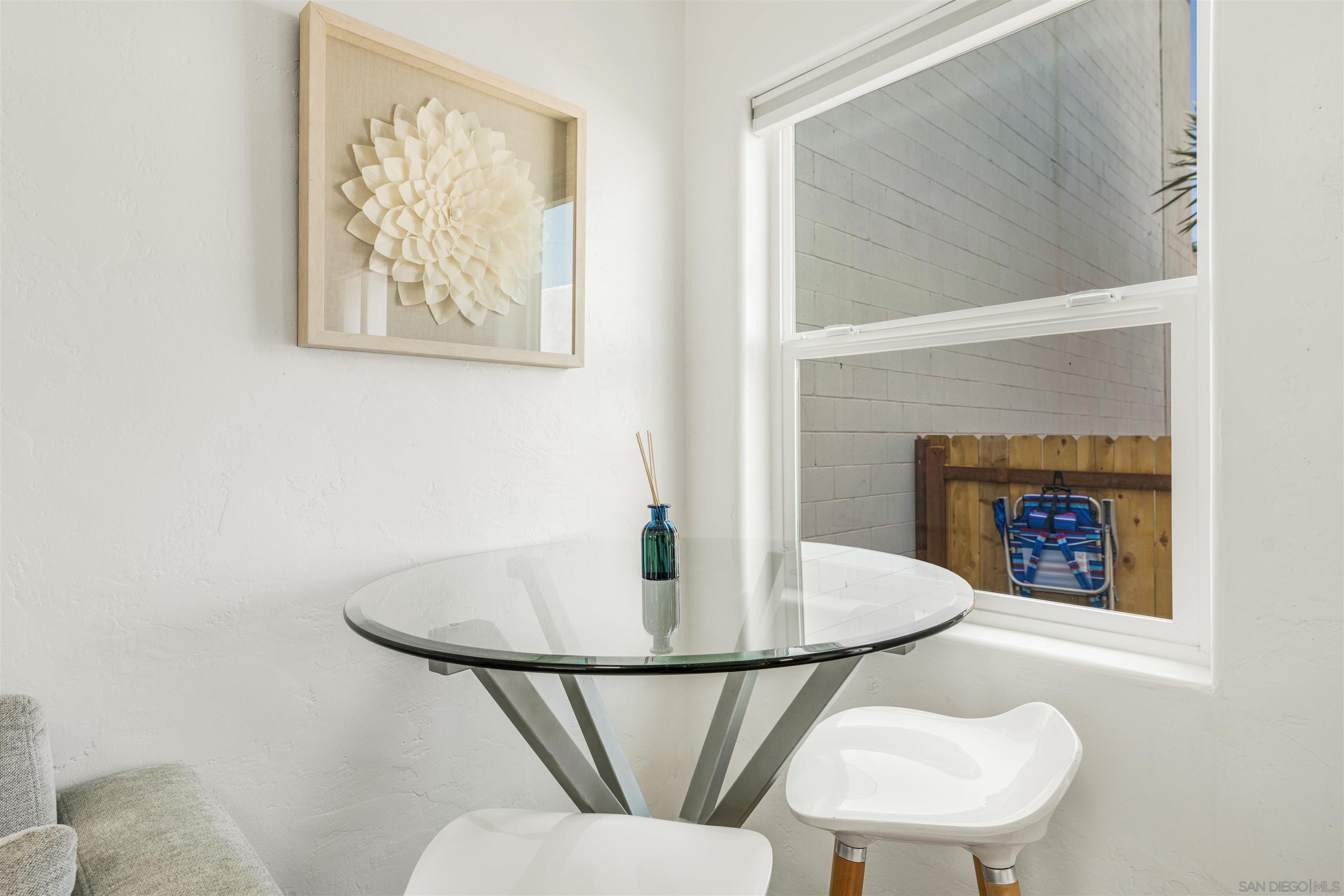 Detail Gallery Image 23 of 27 For 1817-19  Sunset Cliffs Blvd, San Diego,  CA 92107 - – Beds | – Baths