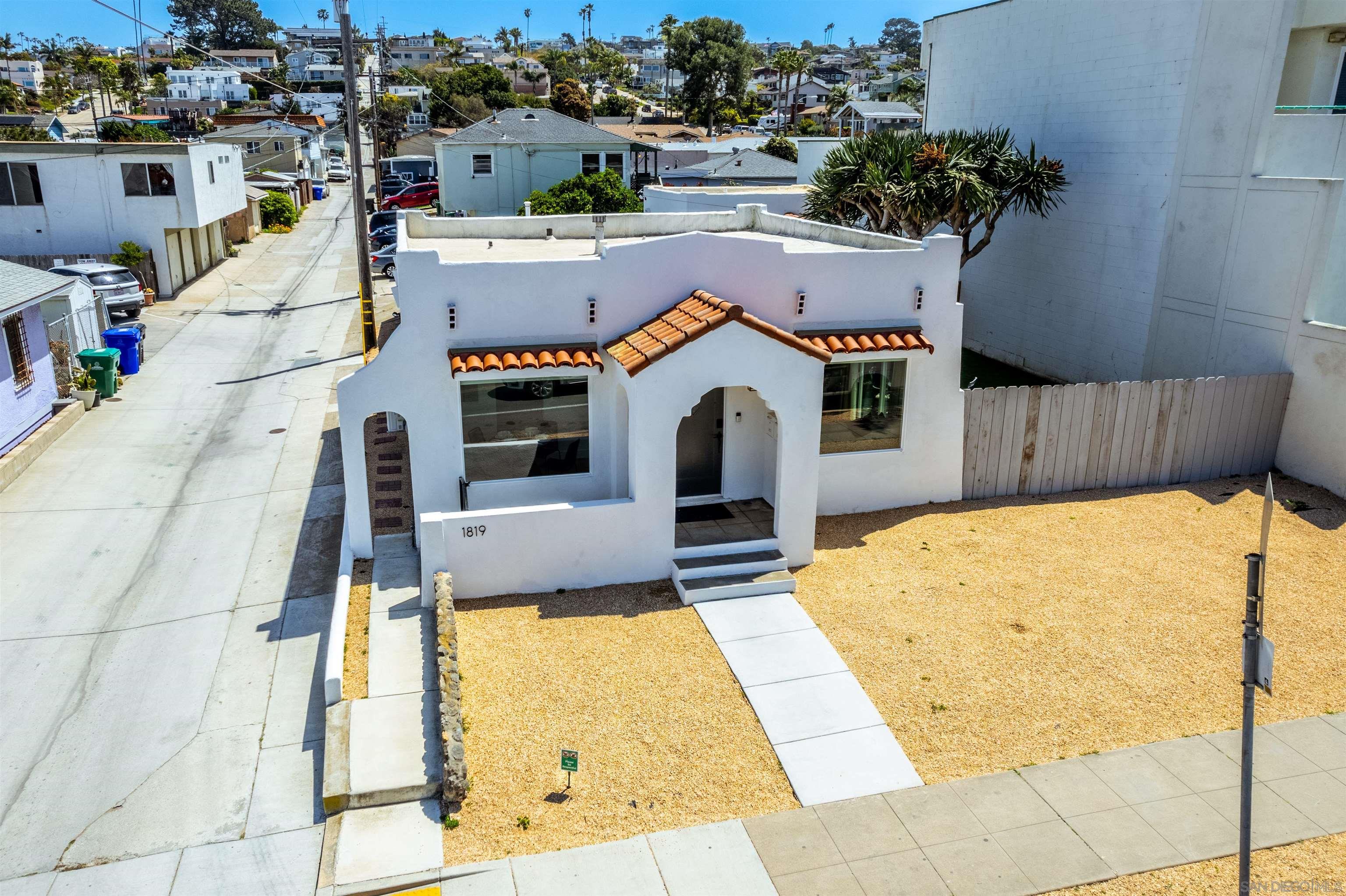 Detail Gallery Image 26 of 27 For 1817-19  Sunset Cliffs Blvd, San Diego,  CA 92107 - – Beds | – Baths