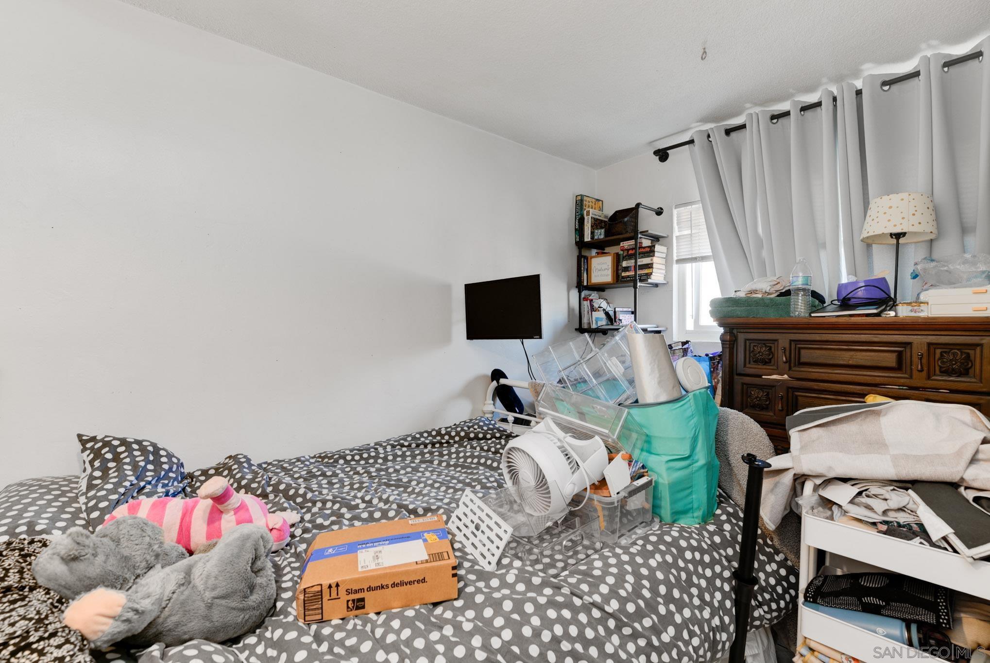 Detail Gallery Image 24 of 31 For 1328  Buena St, Oceanside,  CA 92058 - – Beds | – Baths