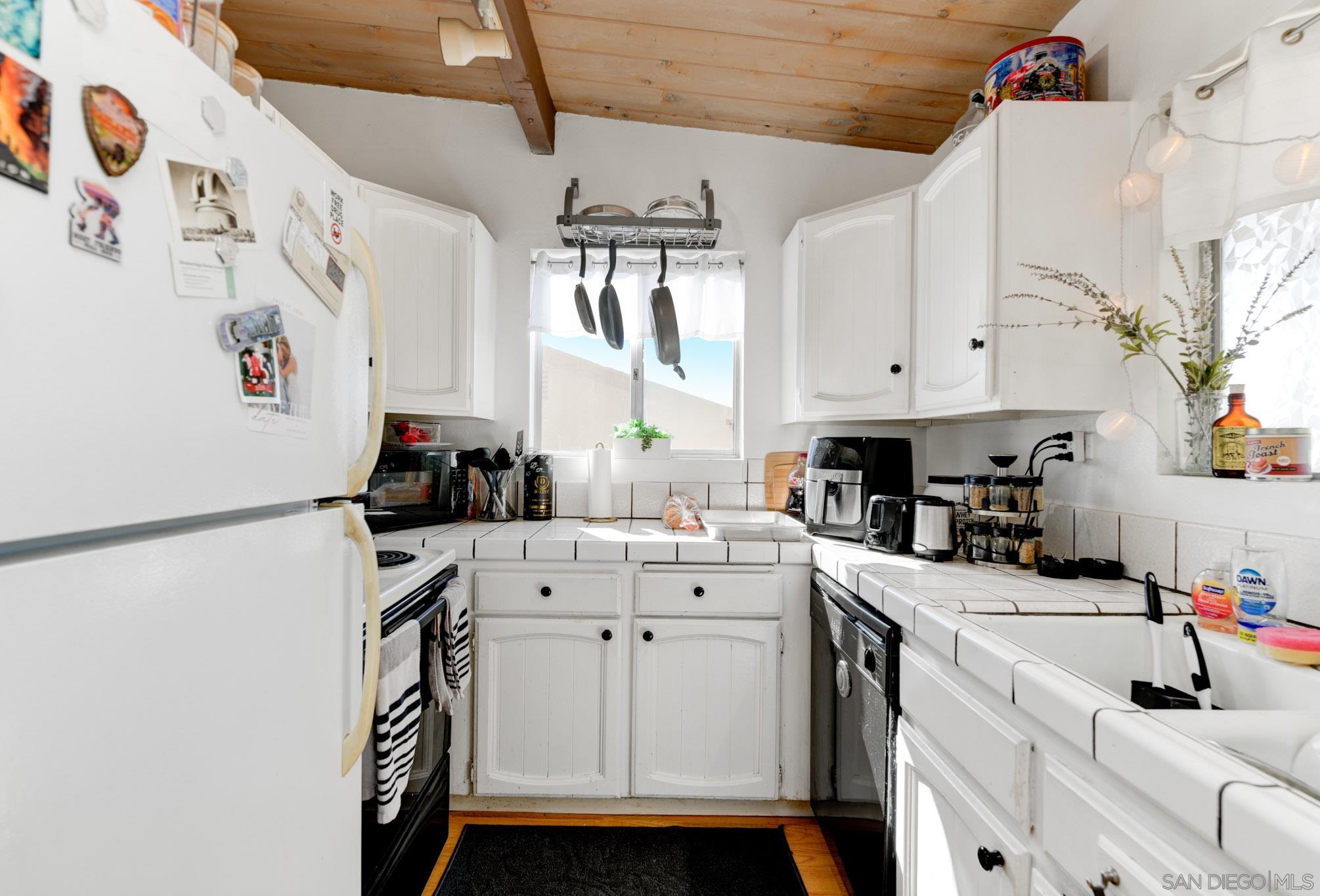 Detail Gallery Image 25 of 46 For 221-23  Ardys Pl, Vista,  CA 92084 - – Beds | – Baths