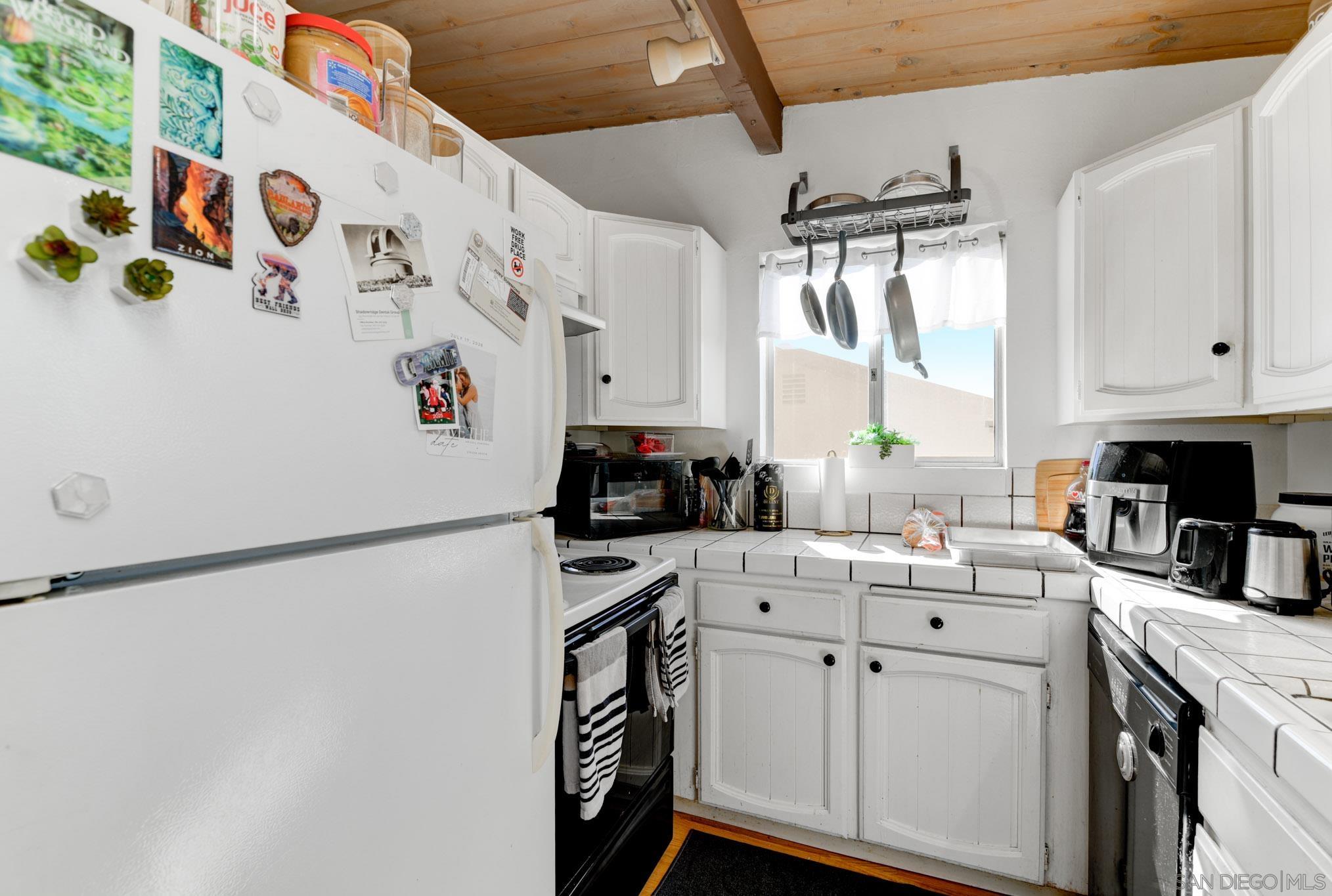 Detail Gallery Image 27 of 46 For 221-23  Ardys Pl, Vista,  CA 92084 - – Beds | – Baths