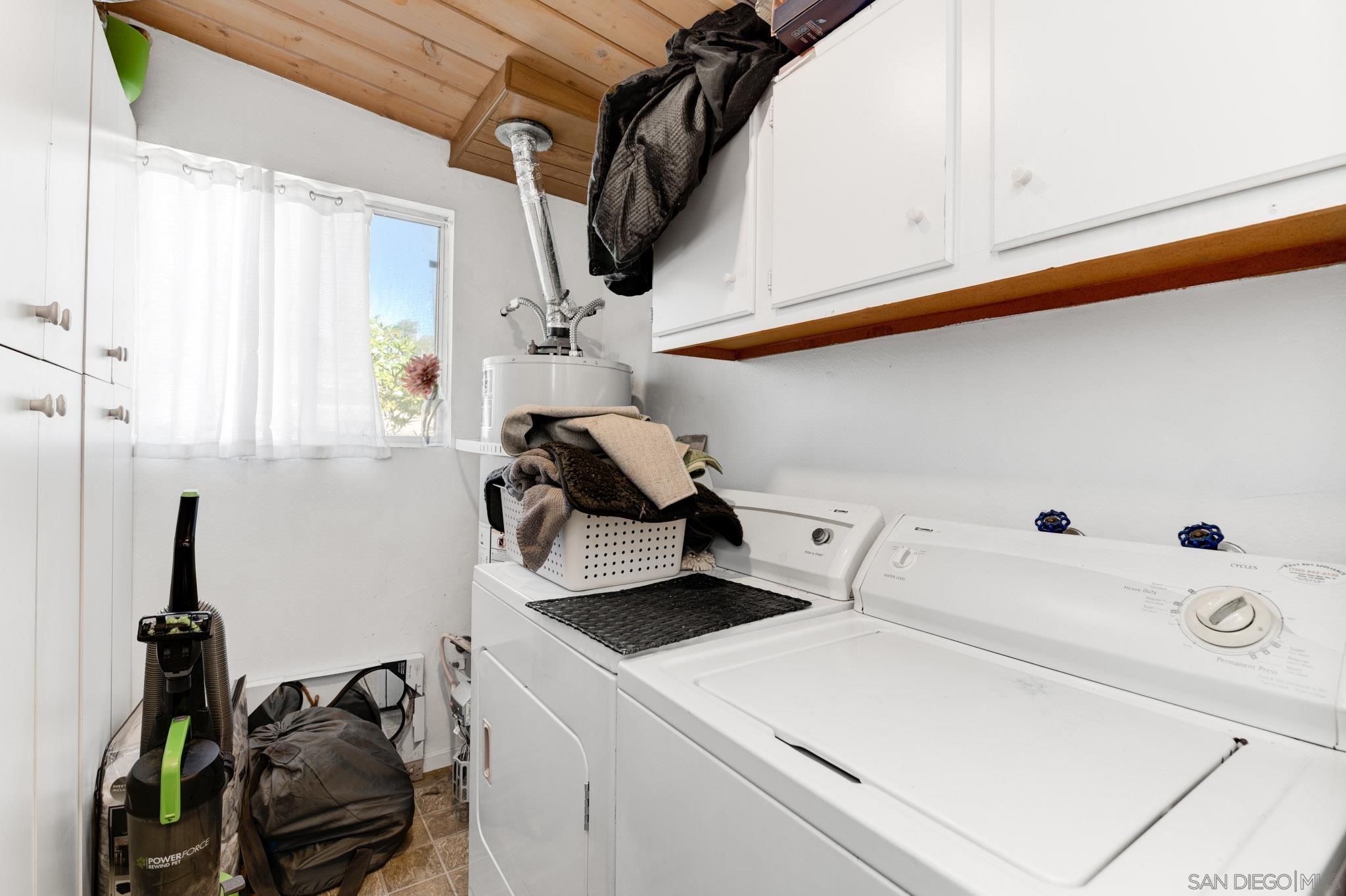 Detail Gallery Image 37 of 46 For 221-23  Ardys Pl, Vista,  CA 92084 - – Beds | – Baths