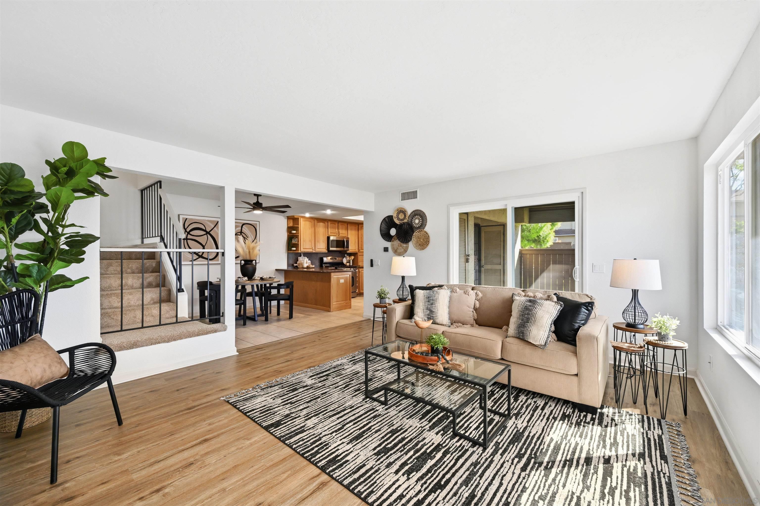 Detail Gallery Image 1 of 27 For 10219  Kerrigan St, Santee,  CA 92071 - 3 Beds | 2 Baths