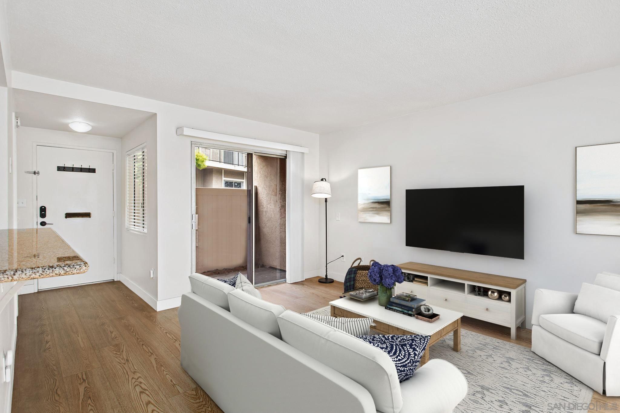 Detail Gallery Image 3 of 22 For 7813  Starling Dr, San Diego,  CA 92123 - 2 Beds | 1 Baths