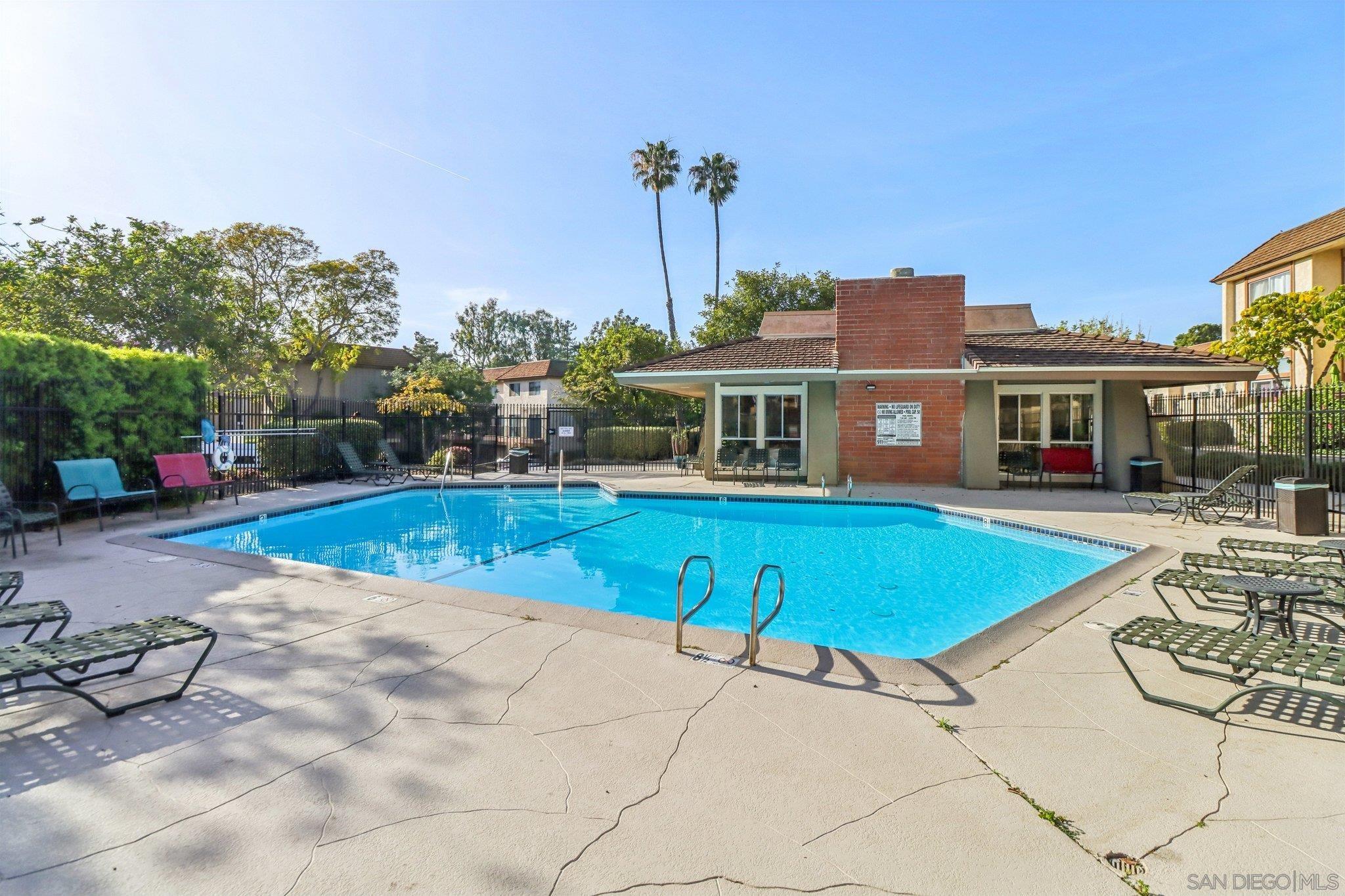 Detail Gallery Image 21 of 23 For 7813  Starling Dr, San Diego,  CA 92123 - 2 Beds | 1 Baths