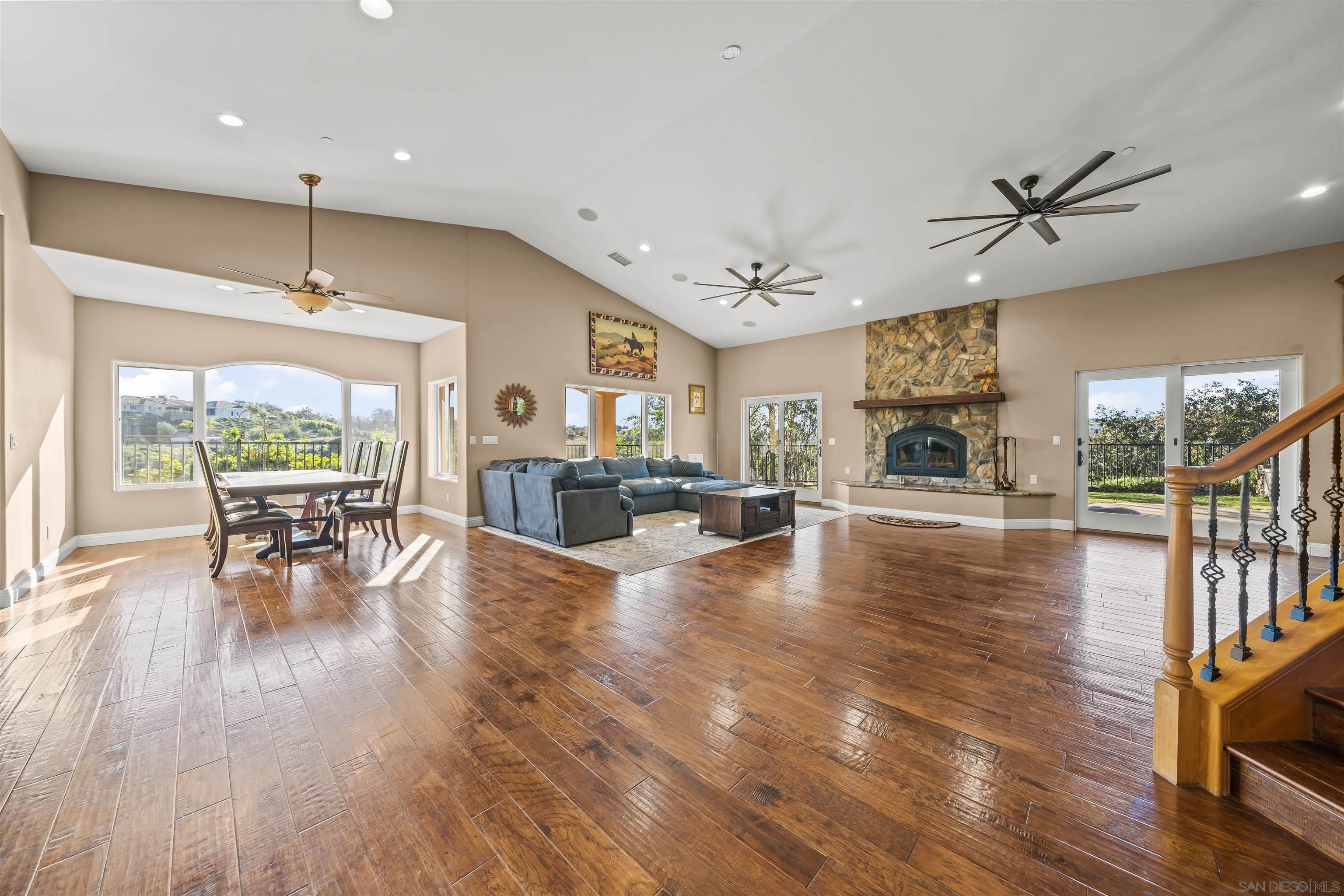 Detail Gallery Image 16 of 72 For 16951  Old Coach Rd, Poway,  CA 92064 - 5 Beds | 4/2 Baths