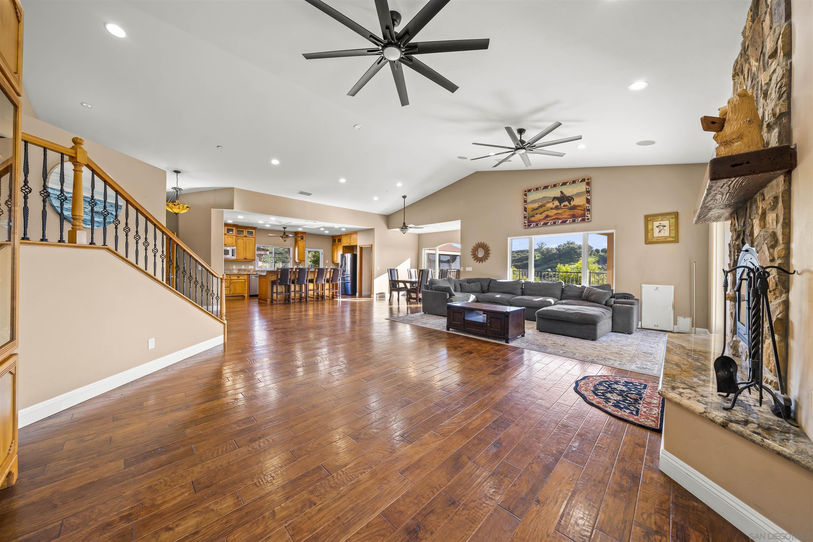 Detail Gallery Image 18 of 72 For 16951  Old Coach Rd, Poway,  CA 92064 - 5 Beds | 4/2 Baths