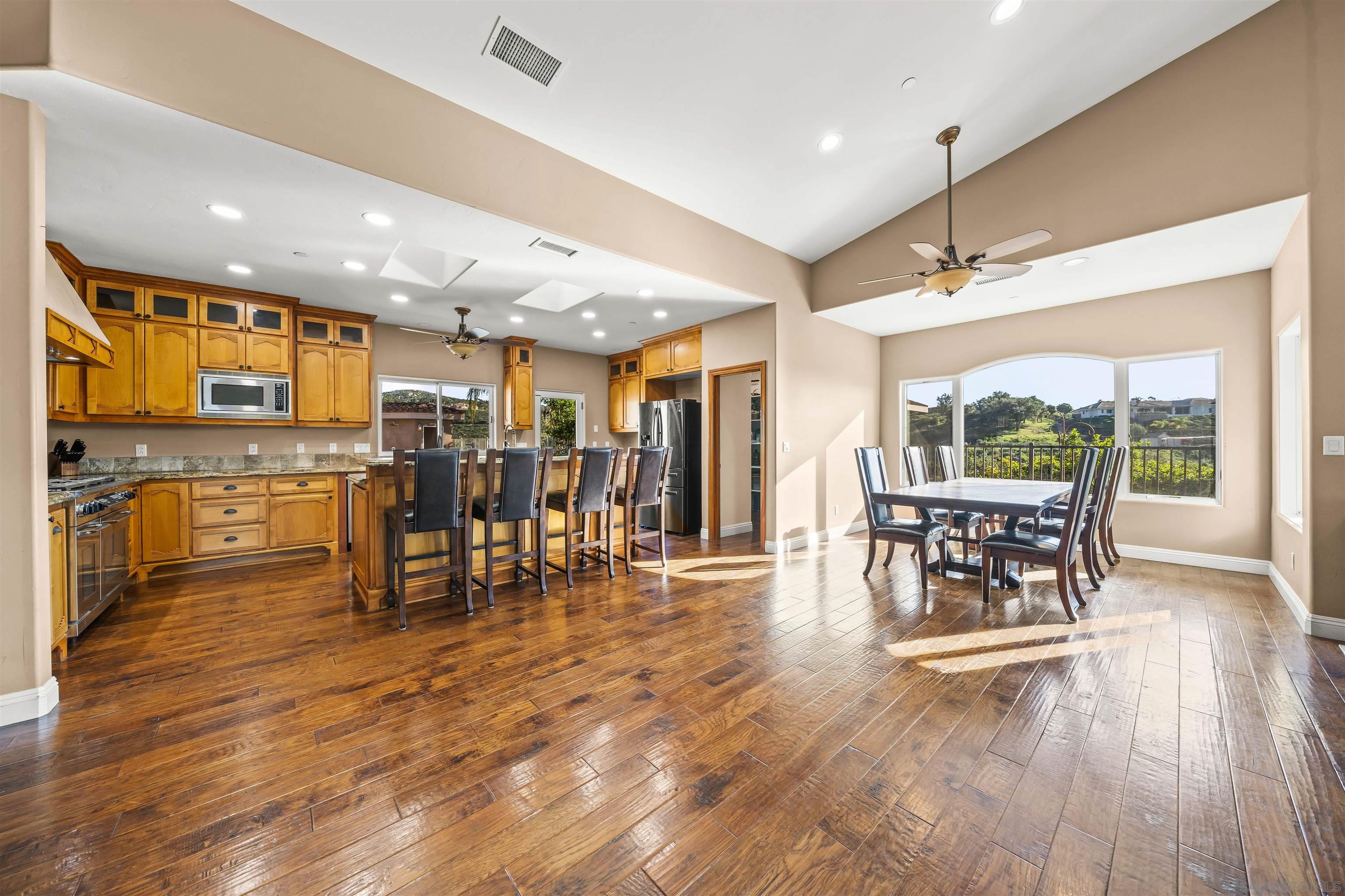 Detail Gallery Image 20 of 72 For 16951  Old Coach Rd, Poway,  CA 92064 - 5 Beds | 4/2 Baths