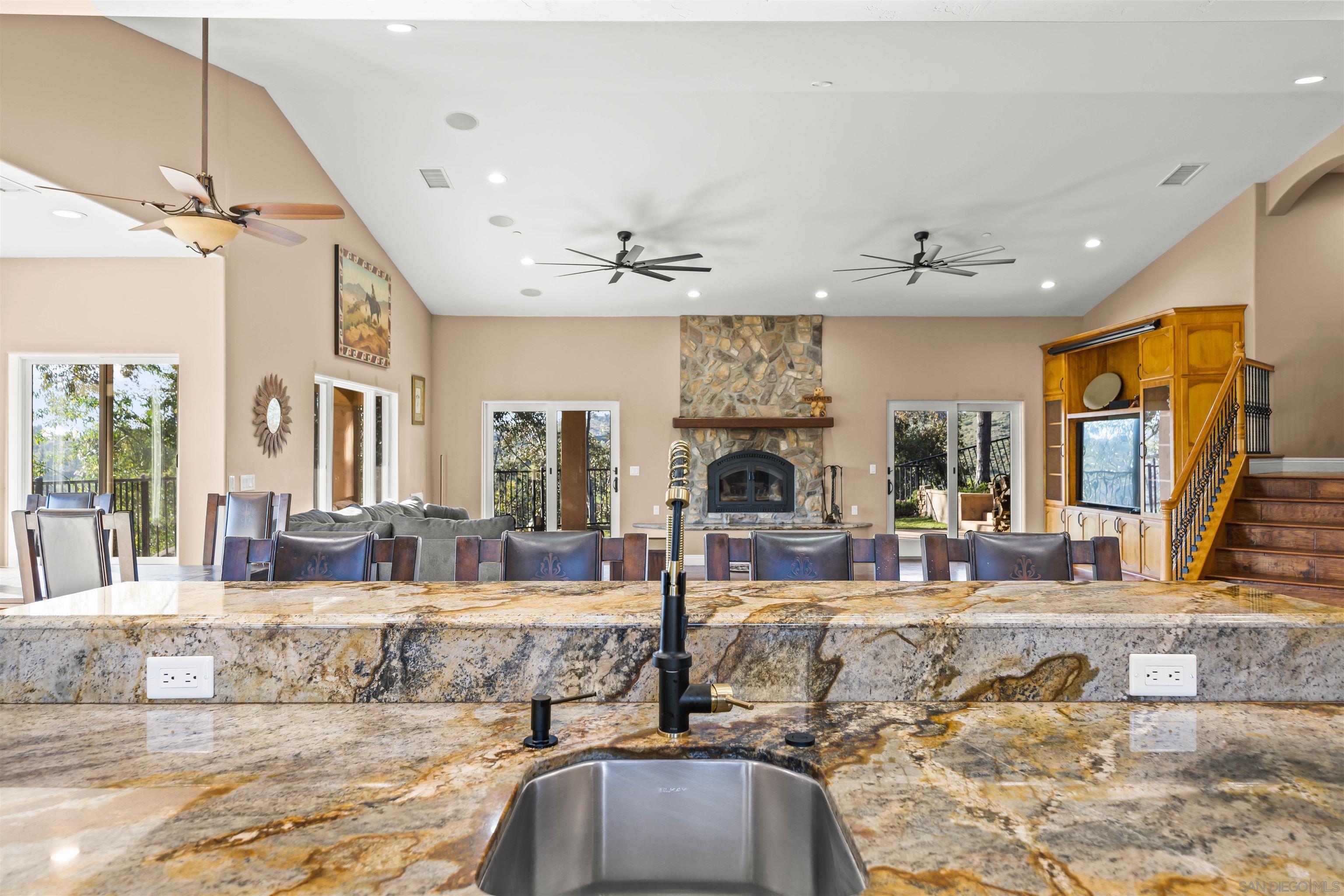 Detail Gallery Image 21 of 72 For 16951  Old Coach Rd, Poway,  CA 92064 - 5 Beds | 4/2 Baths