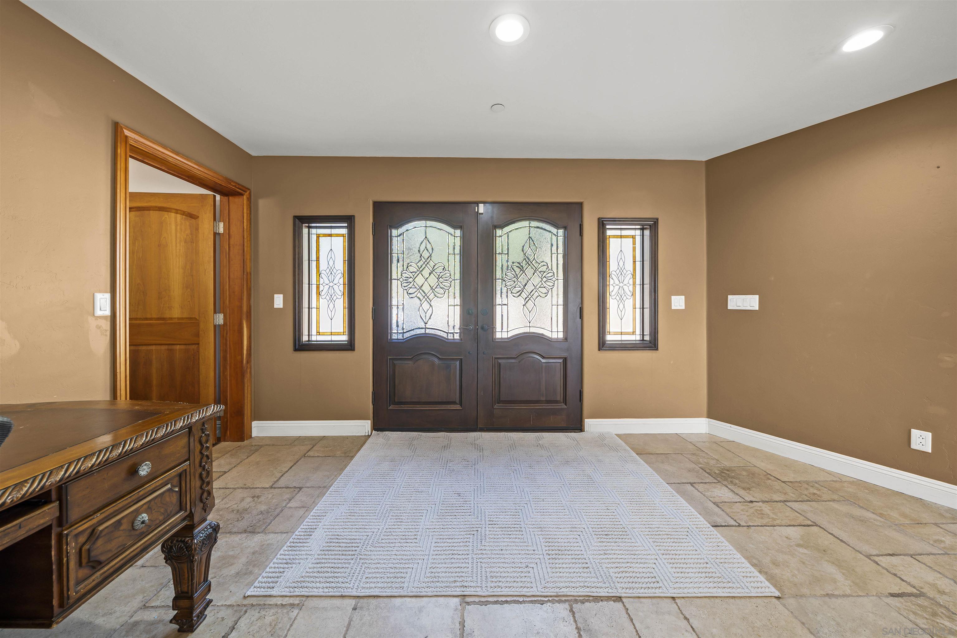 Detail Gallery Image 6 of 72 For 16951  Old Coach Rd, Poway,  CA 92064 - 5 Beds | 4/2 Baths