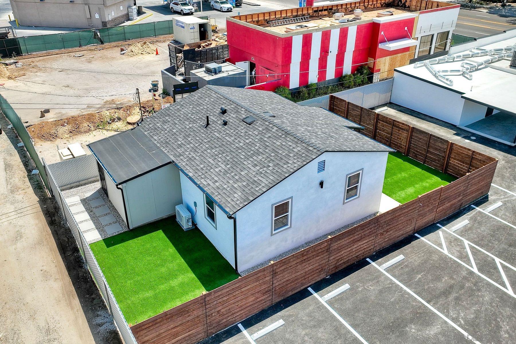 Detail Gallery Image 16 of 47 For 1045  Main, Ramona,  CA 92065 - – Beds | – Baths