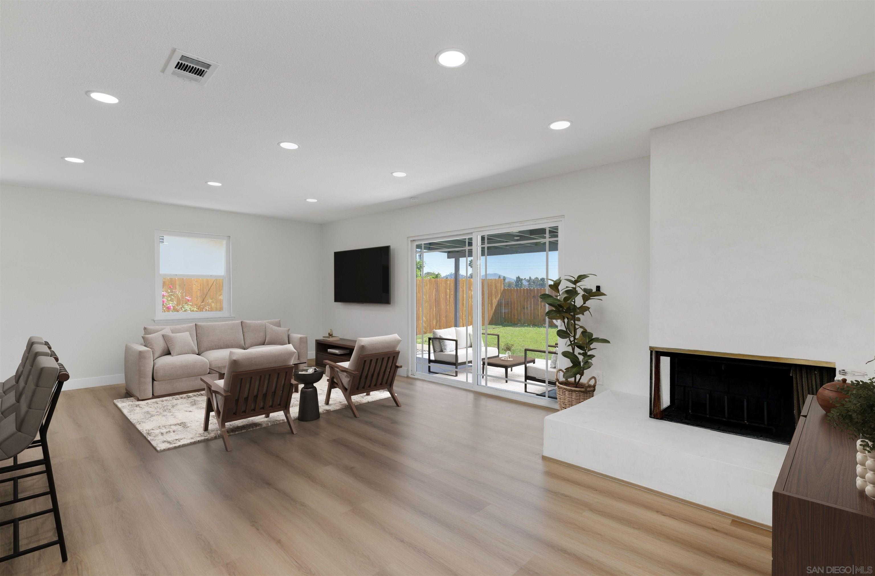 Detail Gallery Image 3 of 39 For 8375  Lake Ben Ave, San Diego,  CA 92119 - 4 Beds | 2 Baths