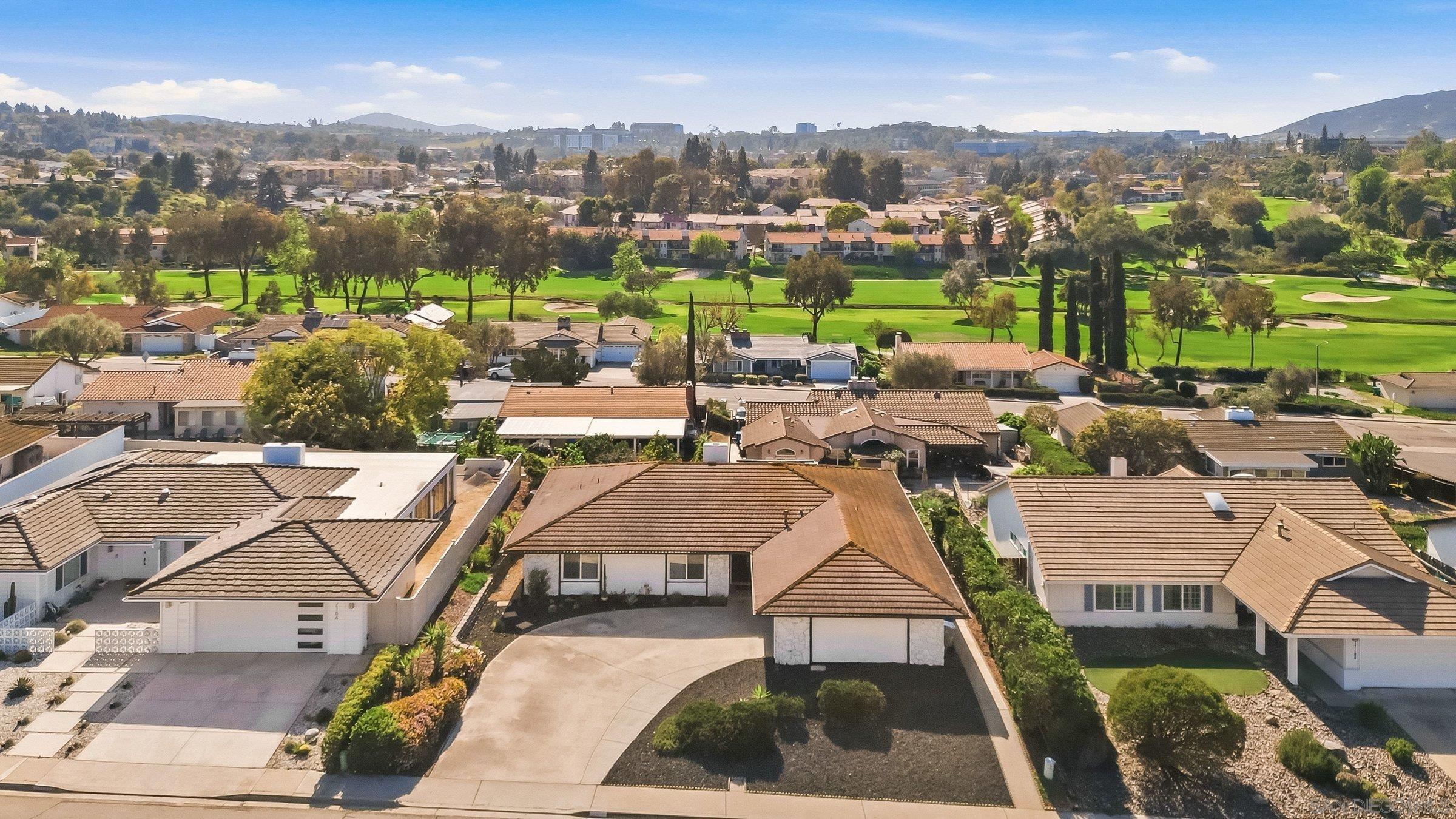 Detail Gallery Image 2 of 40 For 17174  Prado Pl, San Diego,  CA 92128 - 3 Beds | 2 Baths