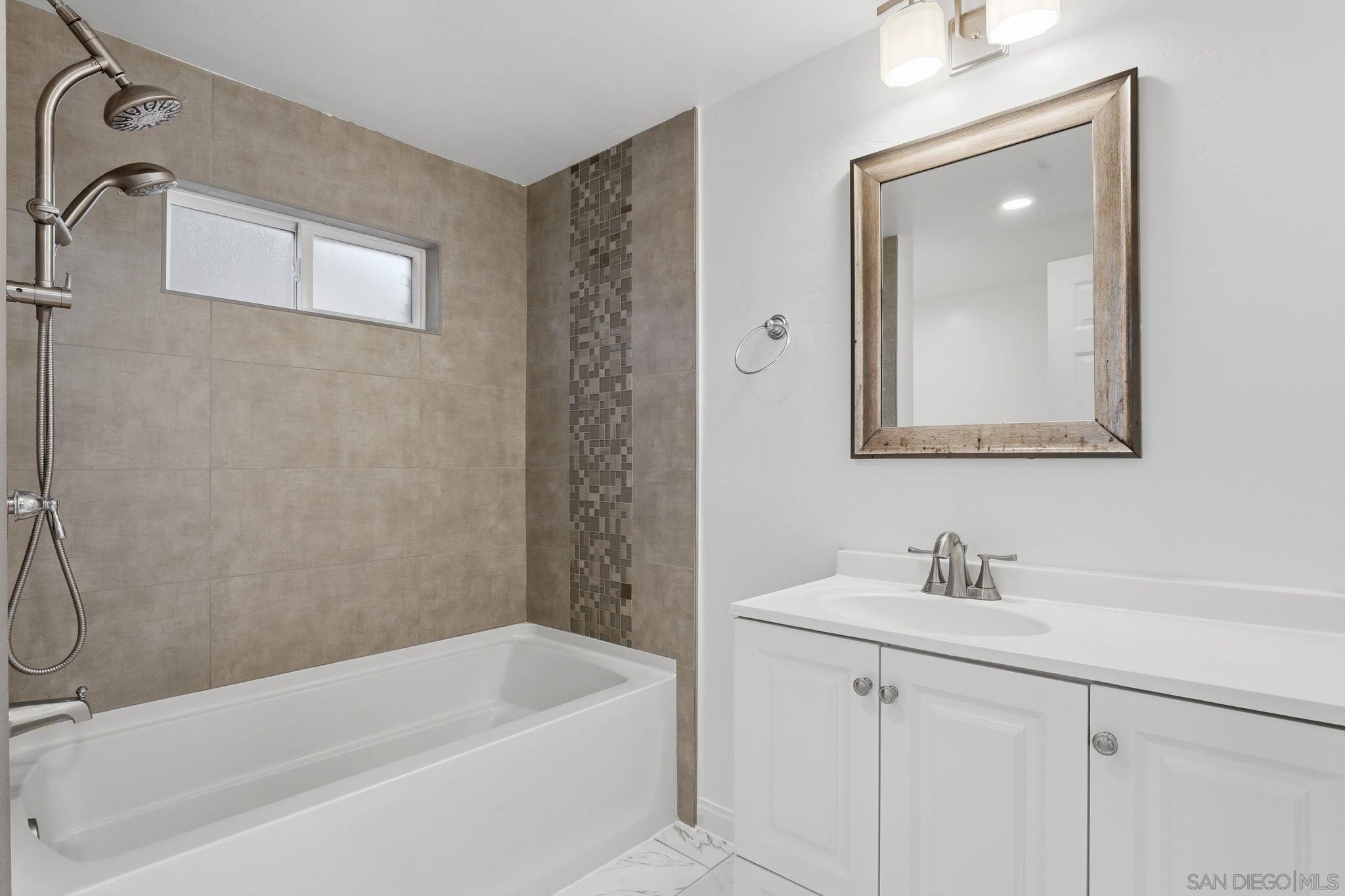 Detail Gallery Image 22 of 30 For 9676  Cypress Vale Dr, Lakeside,  CA 92040 - 4 Beds | 2 Baths