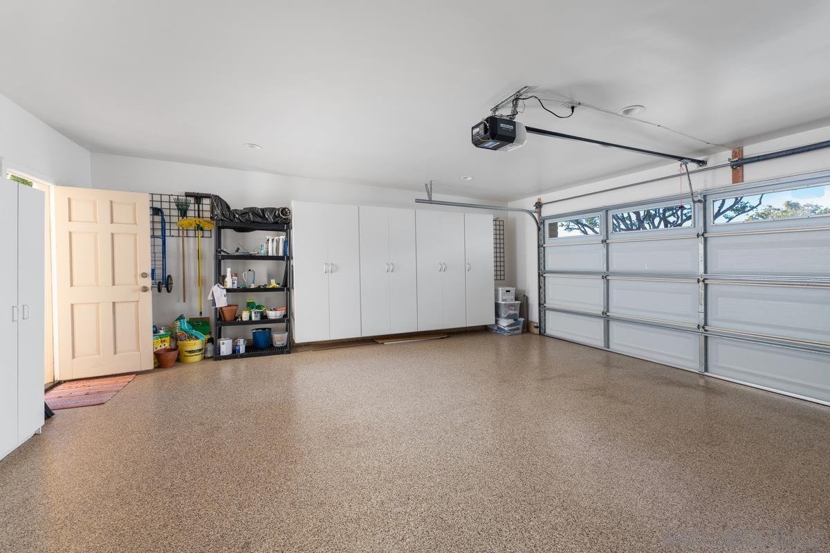 Detail Gallery Image 27 of 37 For 1665  Caminito Aliviado, La Jolla,  CA 92037 - 2 Beds | 2 Baths