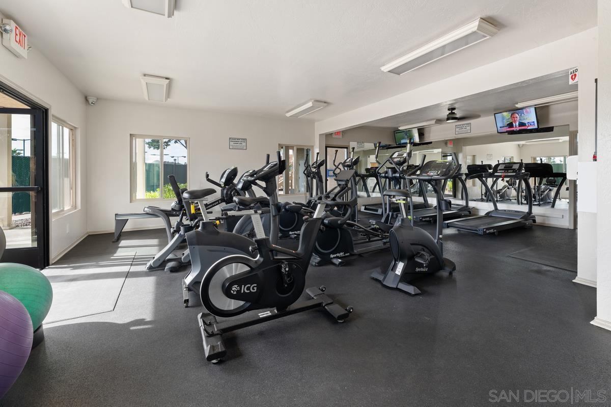 Detail Gallery Image 32 of 37 For 1665  Caminito Aliviado, La Jolla,  CA 92037 - 2 Beds | 2 Baths