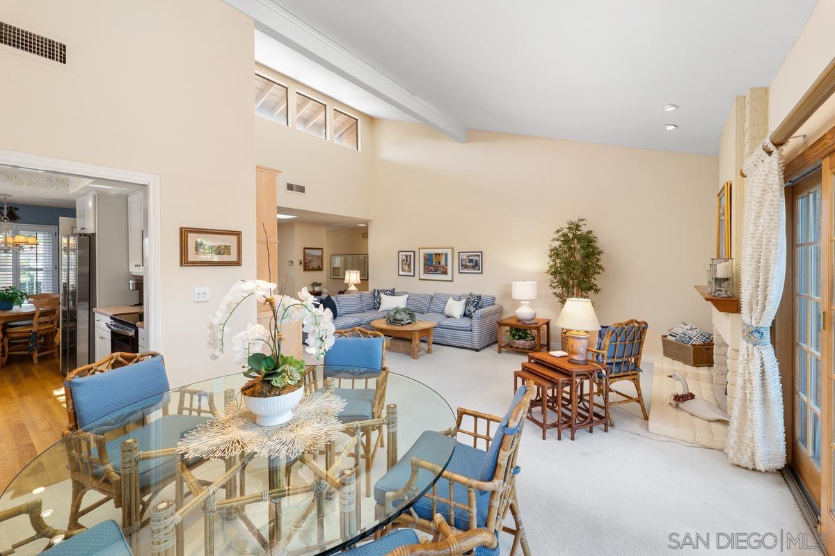 Detail Gallery Image 6 of 37 For 1665  Caminito Aliviado, La Jolla,  CA 92037 - 2 Beds | 2 Baths
