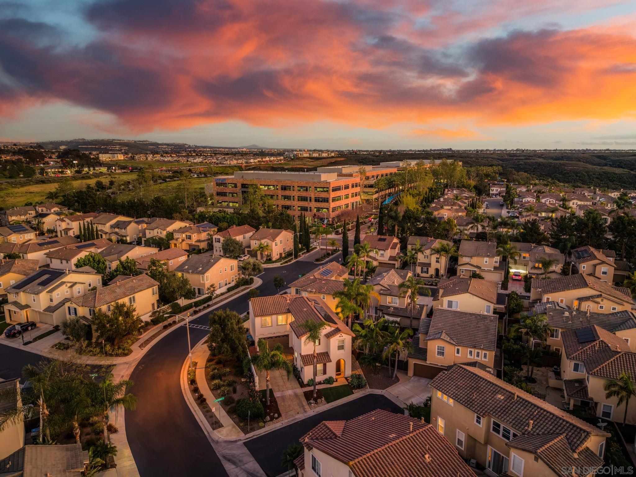 Detail Gallery Image 24 of 25 For 7413  Cortile Bellaza, San Diego,  CA 92129 - 4 Beds | 3/1 Baths