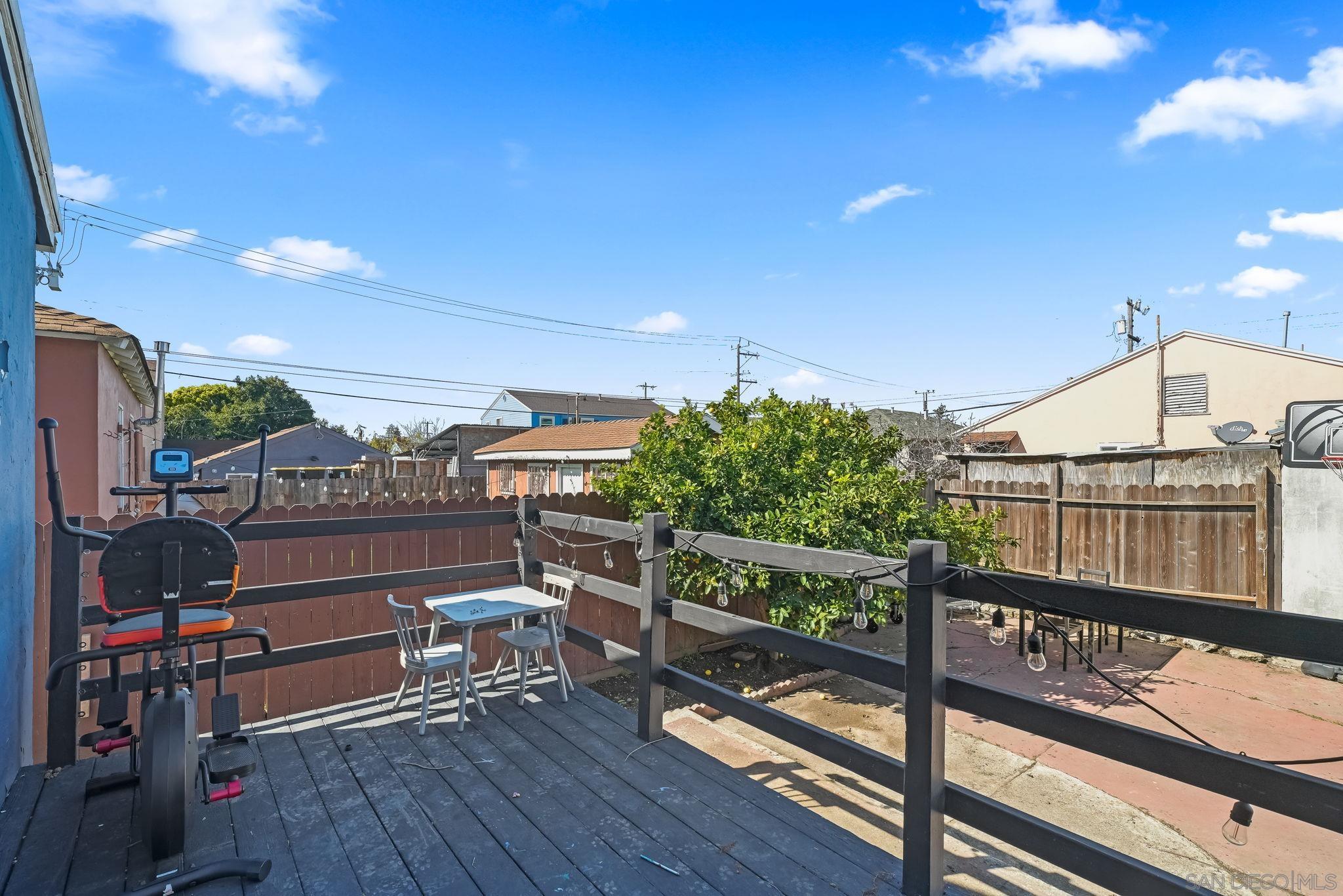 Detail Gallery Image 28 of 33 For 1309  105th Ave, Oakland,  CA 94603 - 3 Beds | 1 Baths