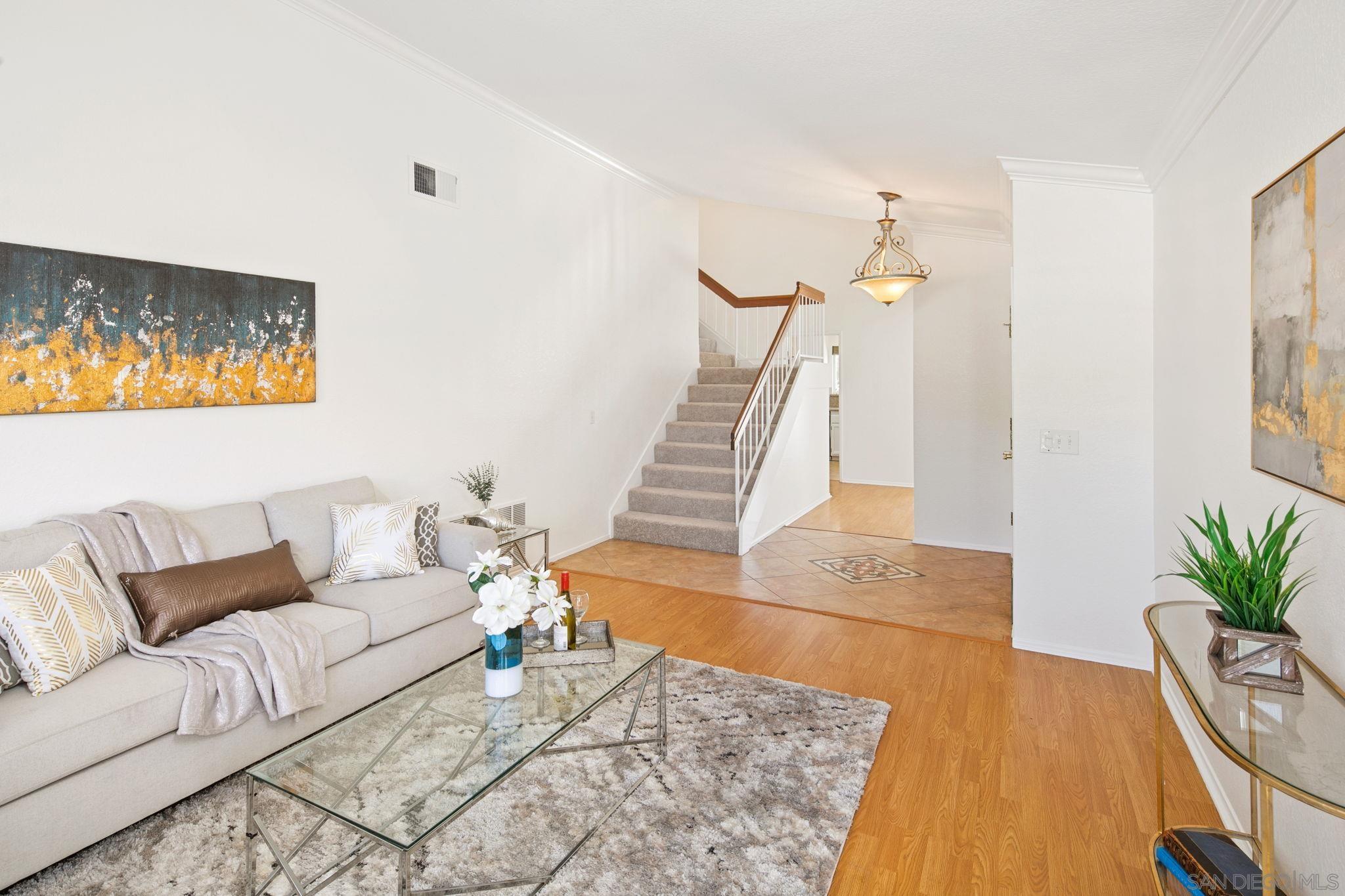 Detail Gallery Image 14 of 55 For 11039  Twin Pond Ter, San Diego,  CA 92128 - 4 Beds | 3 Baths