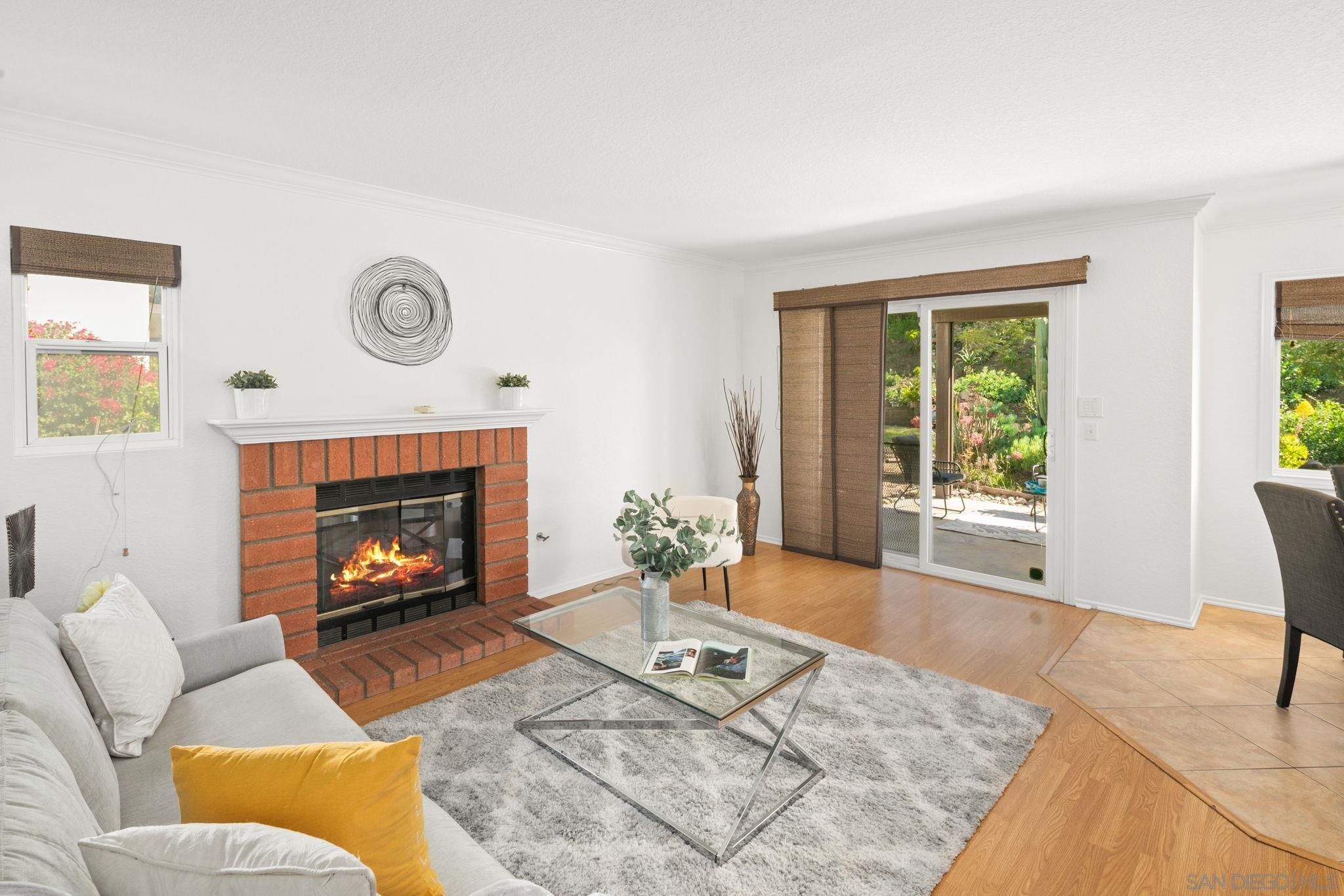 Detail Gallery Image 17 of 55 For 11039  Twin Pond Ter, San Diego,  CA 92128 - 4 Beds | 3 Baths