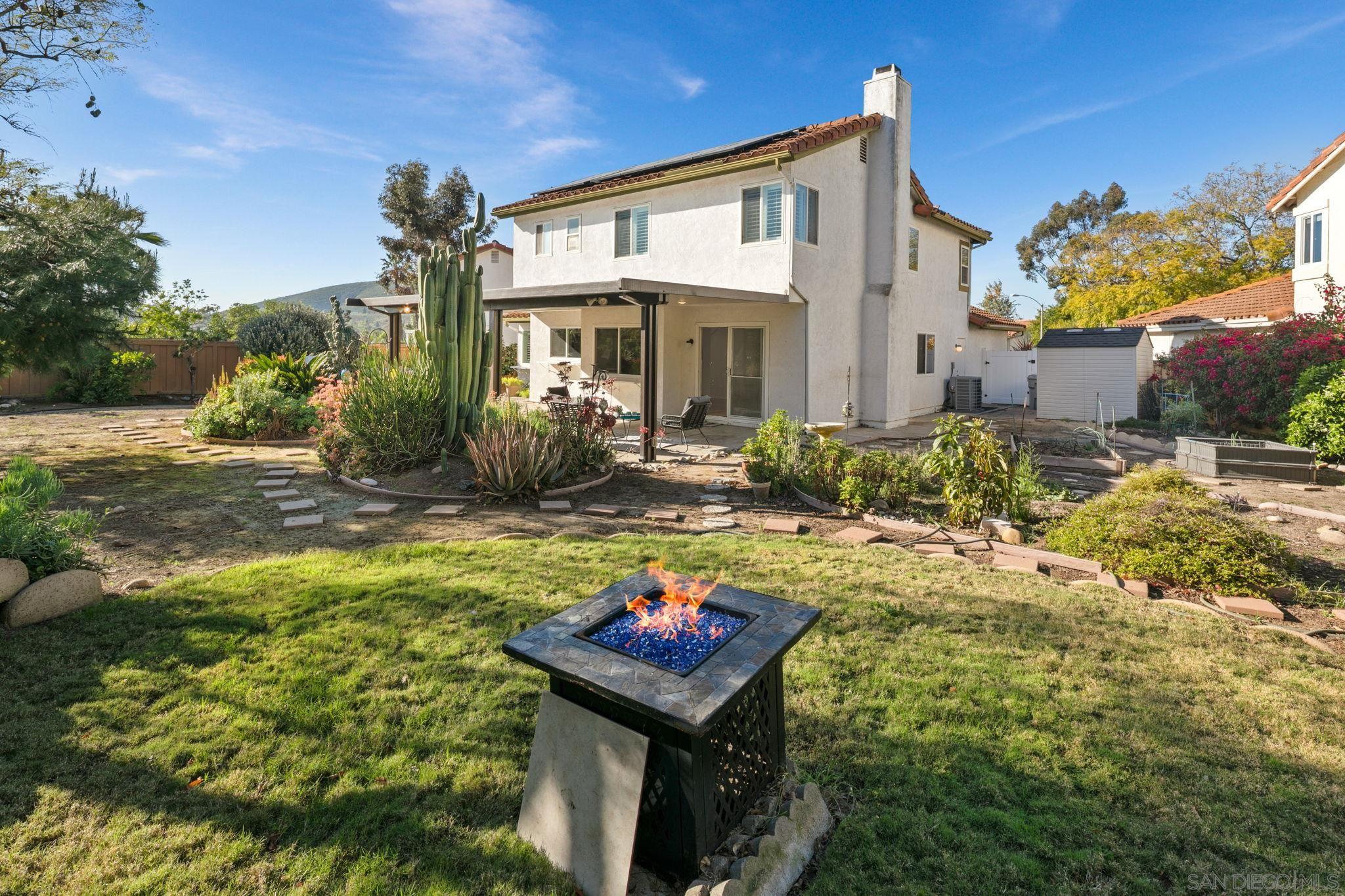 Detail Gallery Image 39 of 55 For 11039  Twin Pond Ter, San Diego,  CA 92128 - 4 Beds | 3 Baths