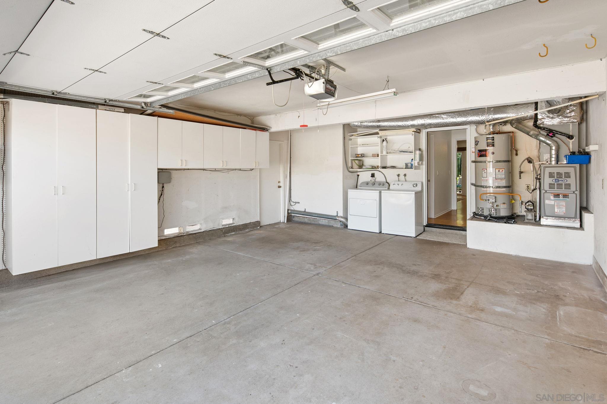 Detail Gallery Image 52 of 55 For 11039  Twin Pond Ter, San Diego,  CA 92128 - 4 Beds | 3 Baths