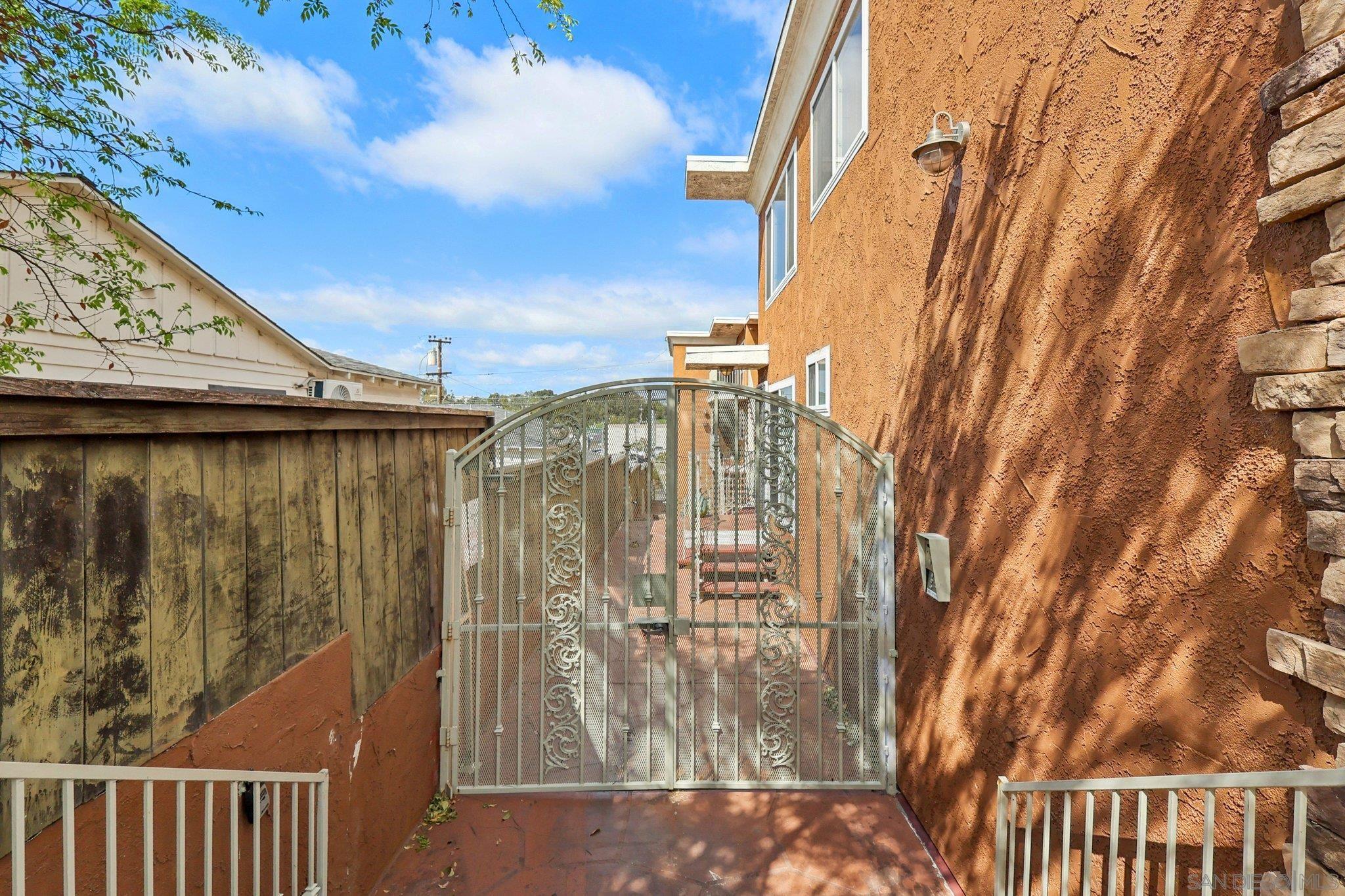 Detail Gallery Image 27 of 29 For 5310  Rex Ave  #3,  San Diego,  CA 92105 - 1 Beds | 1 Baths