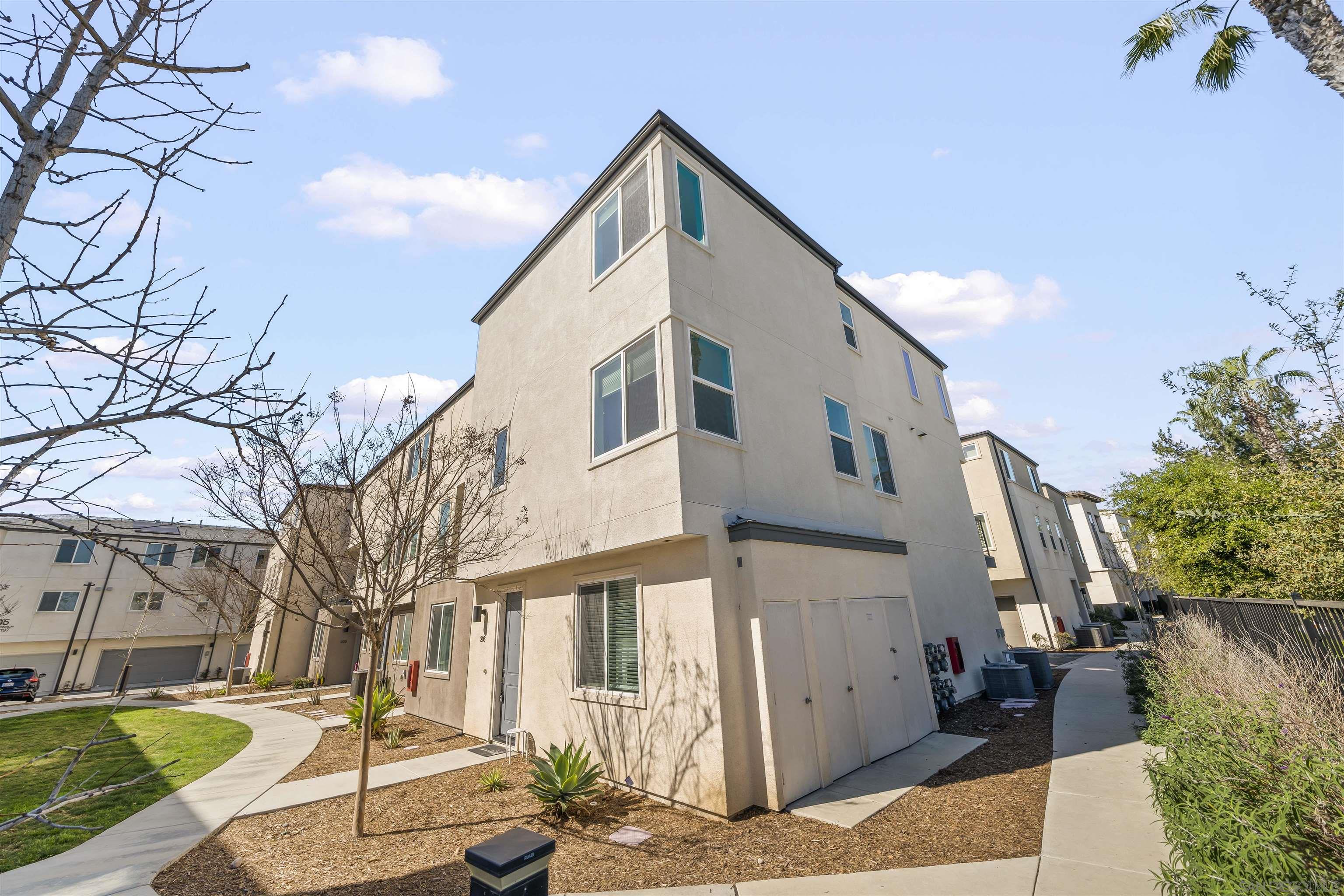 Front Image Thumbnail for SD260005889