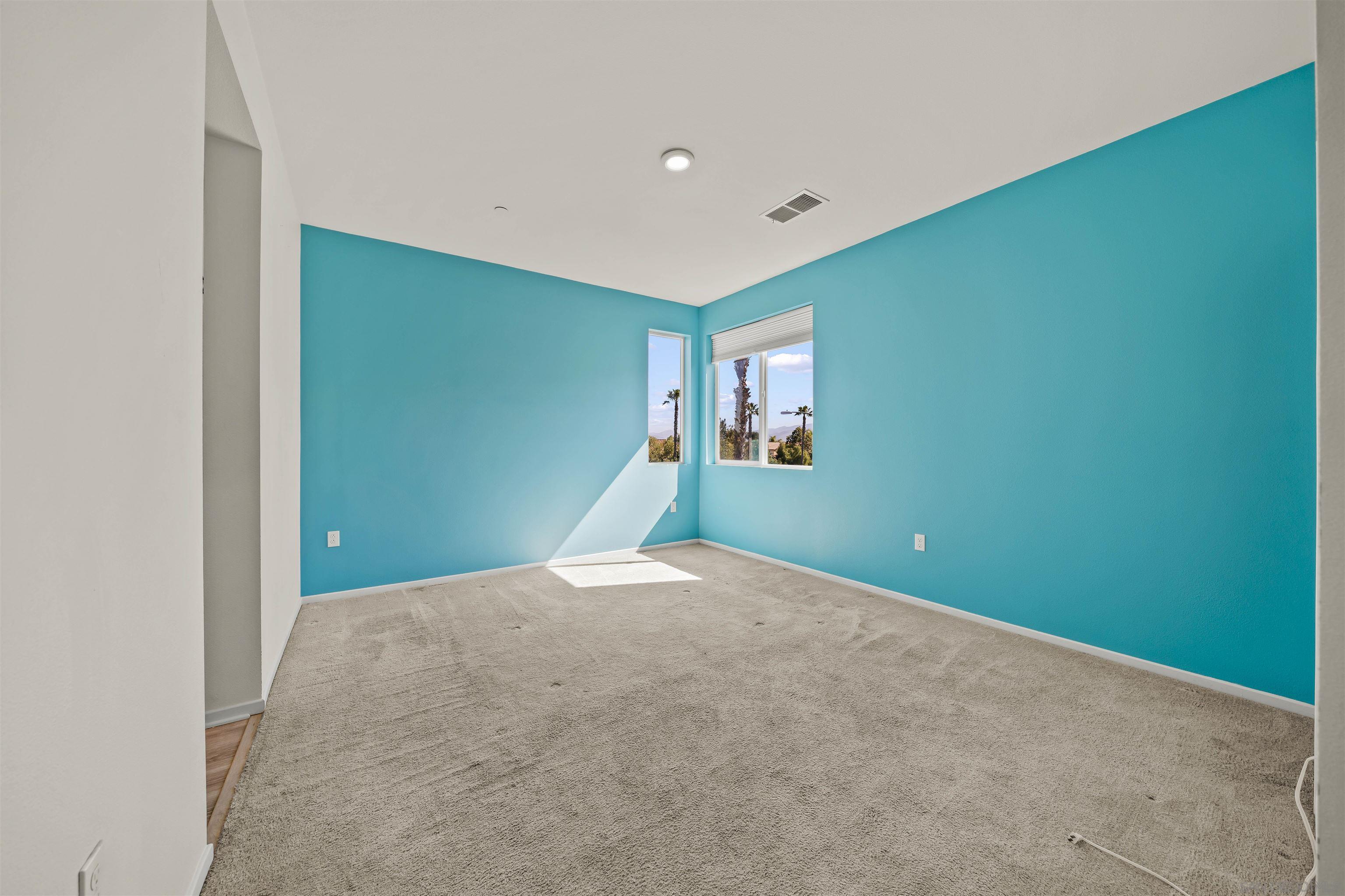 Detail Gallery Image 19 of 43 For 5407  Sand Arch Lane  #206,  San Diego,  CA 92154 - 4 Beds | 3/1 Baths