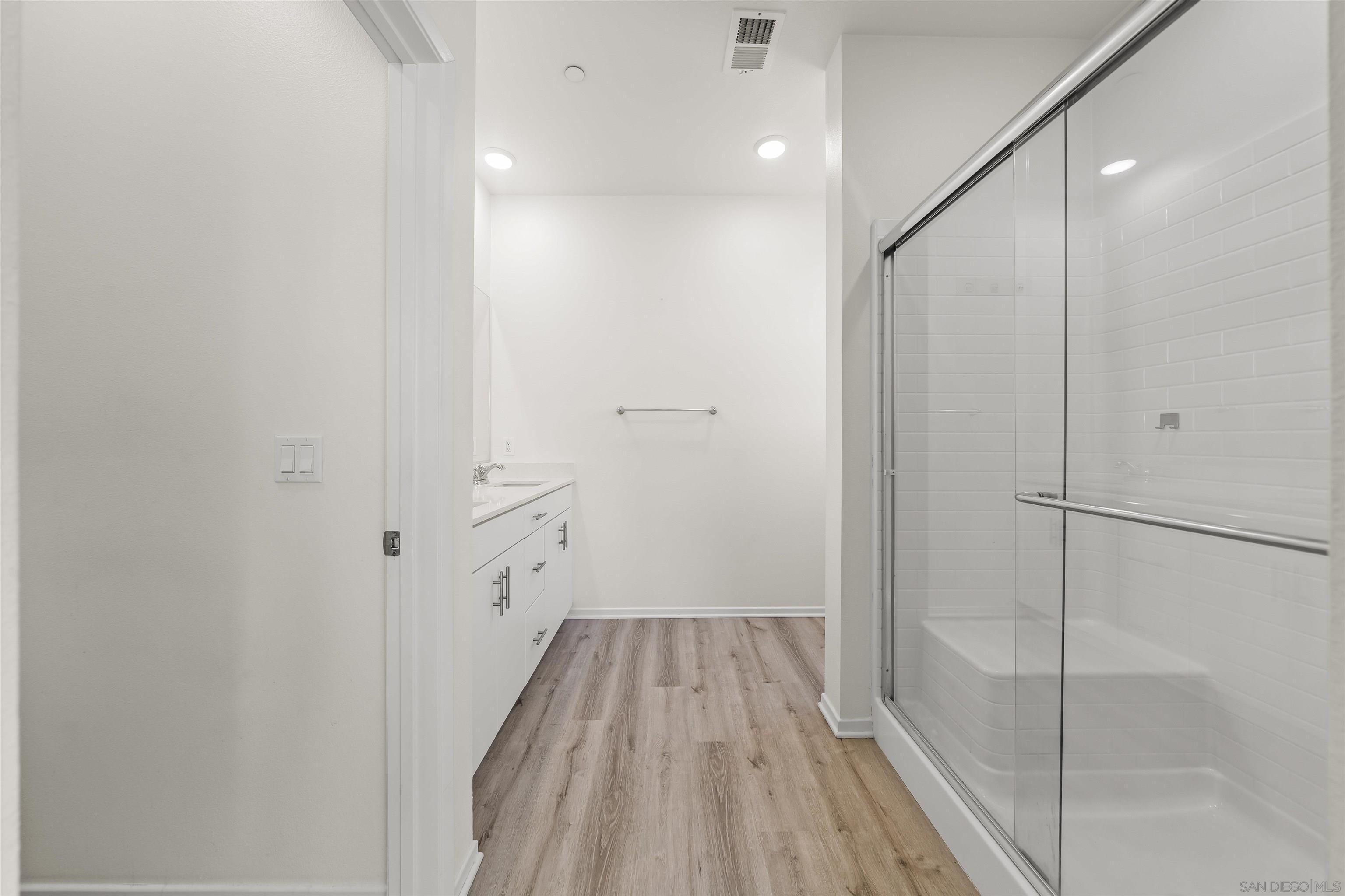 Detail Gallery Image 22 of 43 For 5407  Sand Arch Lane  #206,  San Diego,  CA 92154 - 4 Beds | 3/1 Baths