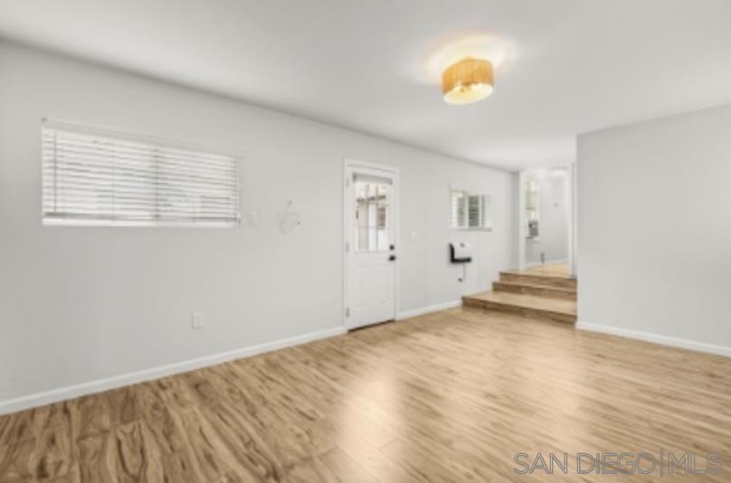 Detail Gallery Image 9 of 20 For 4535  Winona Ave, San Diego,  CA 92115 - 4 Beds | 2 Baths