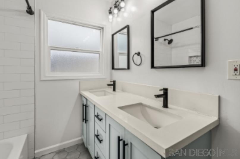 Detail Gallery Image 10 of 20 For 4535  Winona Ave, San Diego,  CA 92115 - 4 Beds | 2 Baths