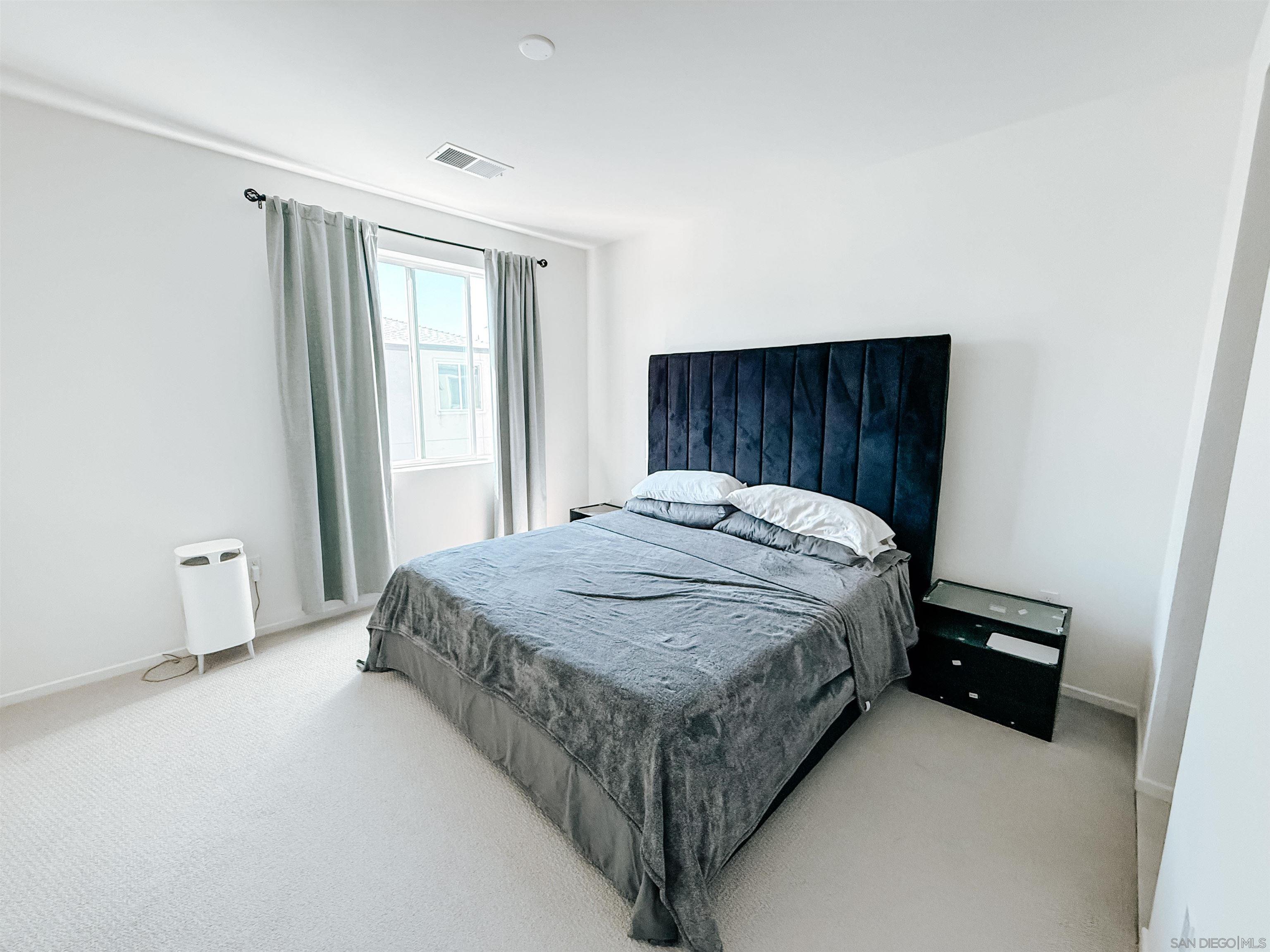 Detail Gallery Image 13 of 21 For Beachfront Cove St, San Diego,  CA 92154 - 2 Beds | 2/1 Baths