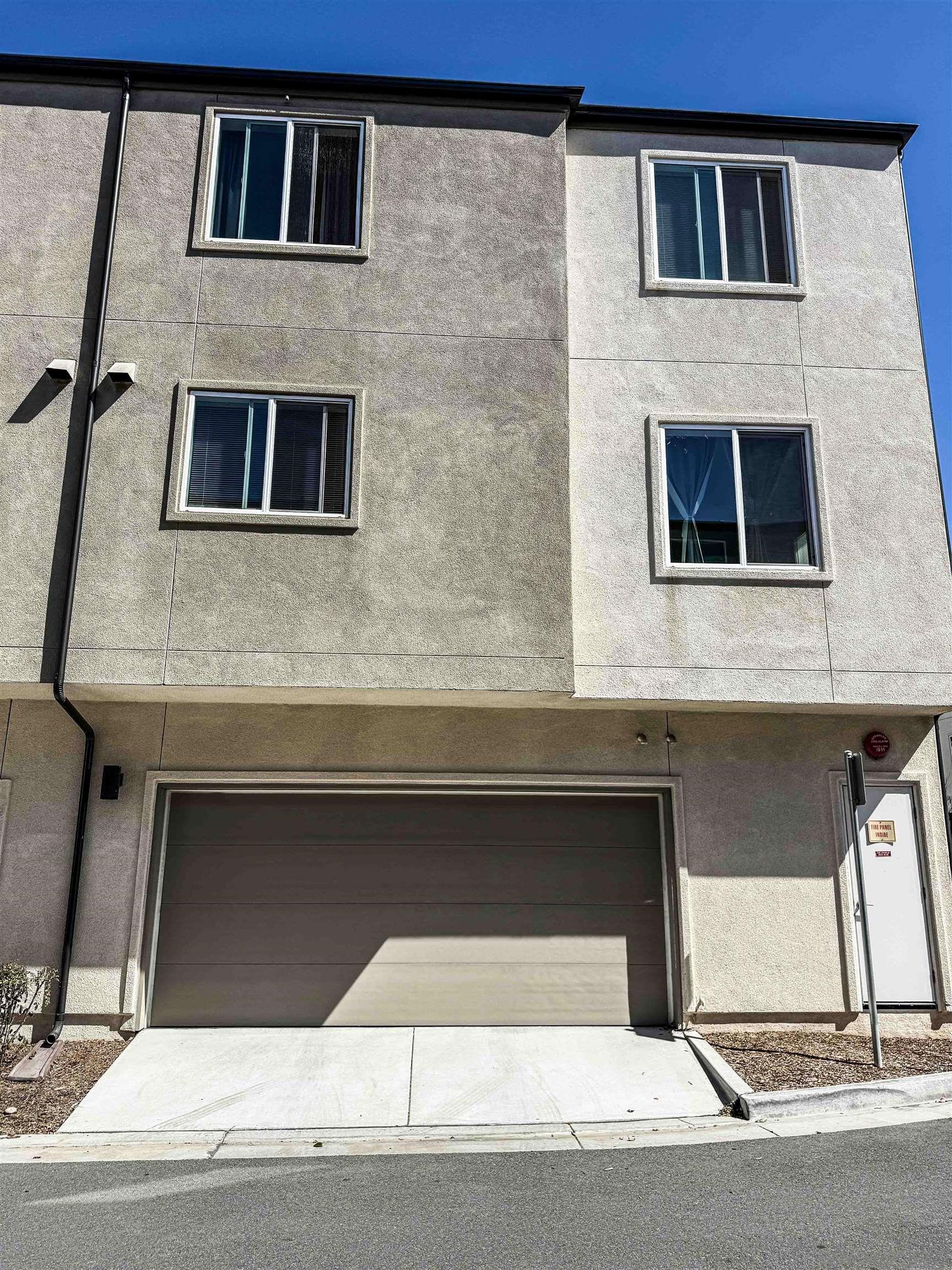 Detail Gallery Image 16 of 21 For Beachfront Cove St, San Diego,  CA 92154 - 2 Beds | 2/1 Baths