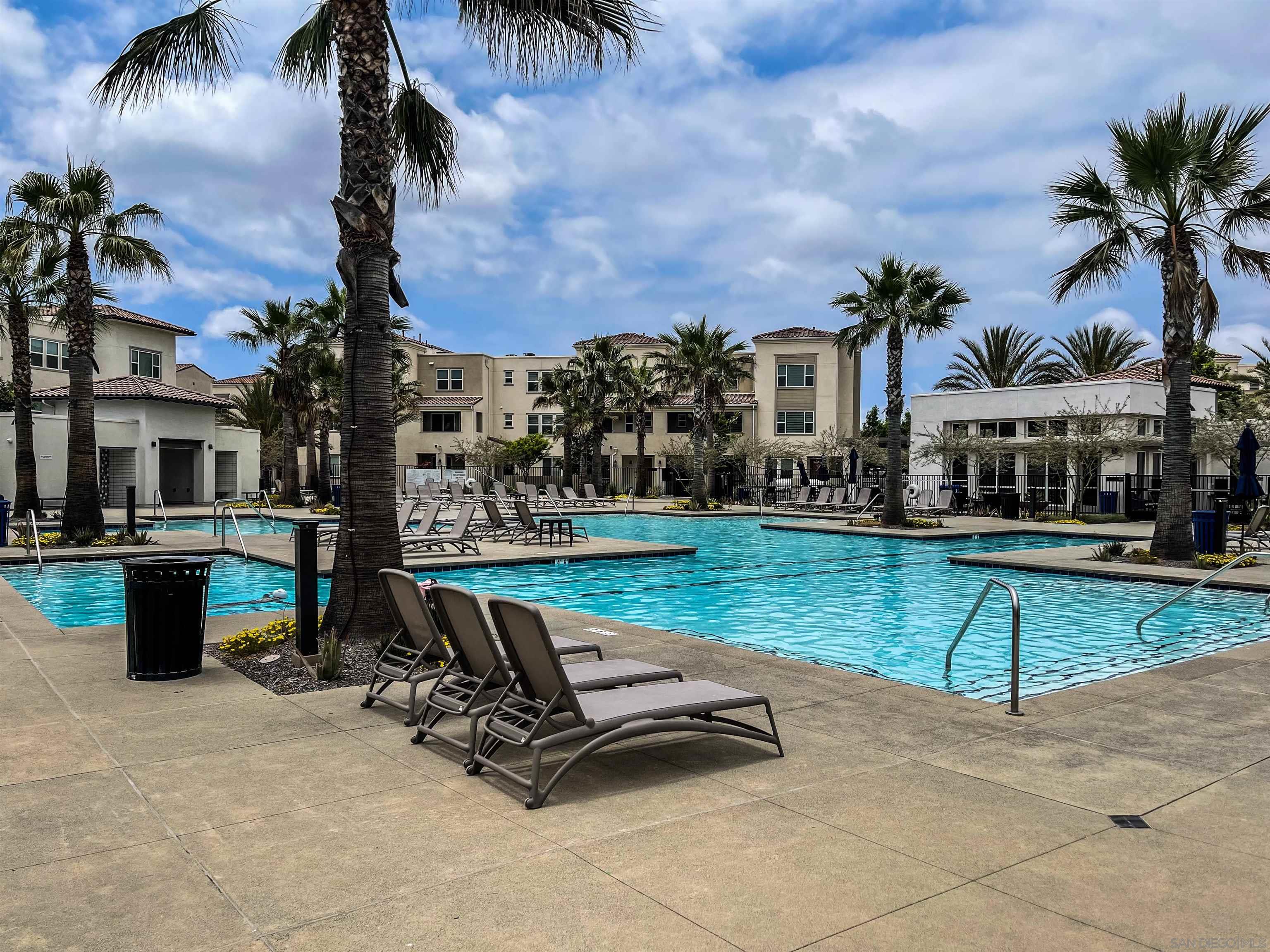 Detail Gallery Image 18 of 21 For Beachfront Cove St, San Diego,  CA 92154 - 2 Beds | 2/1 Baths