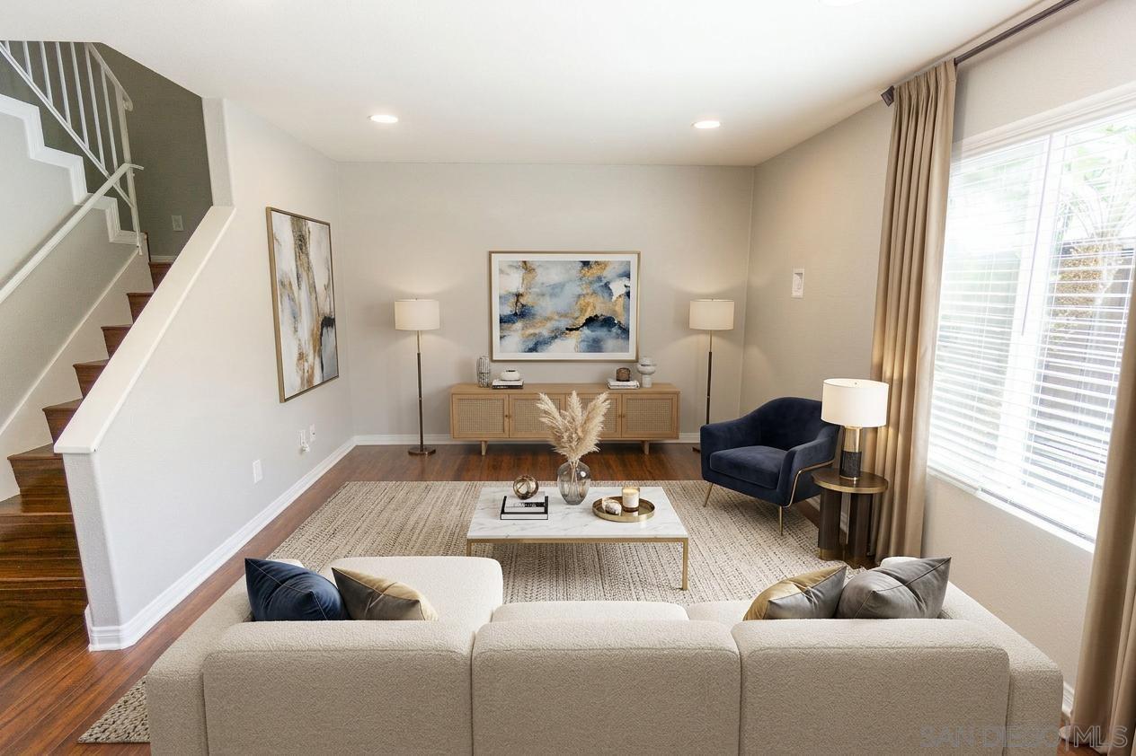 Detail Gallery Image 2 of 36 For 4219  Felton St.  #2,  San Diego,  CA 92104 - 3 Beds | 2/1 Baths