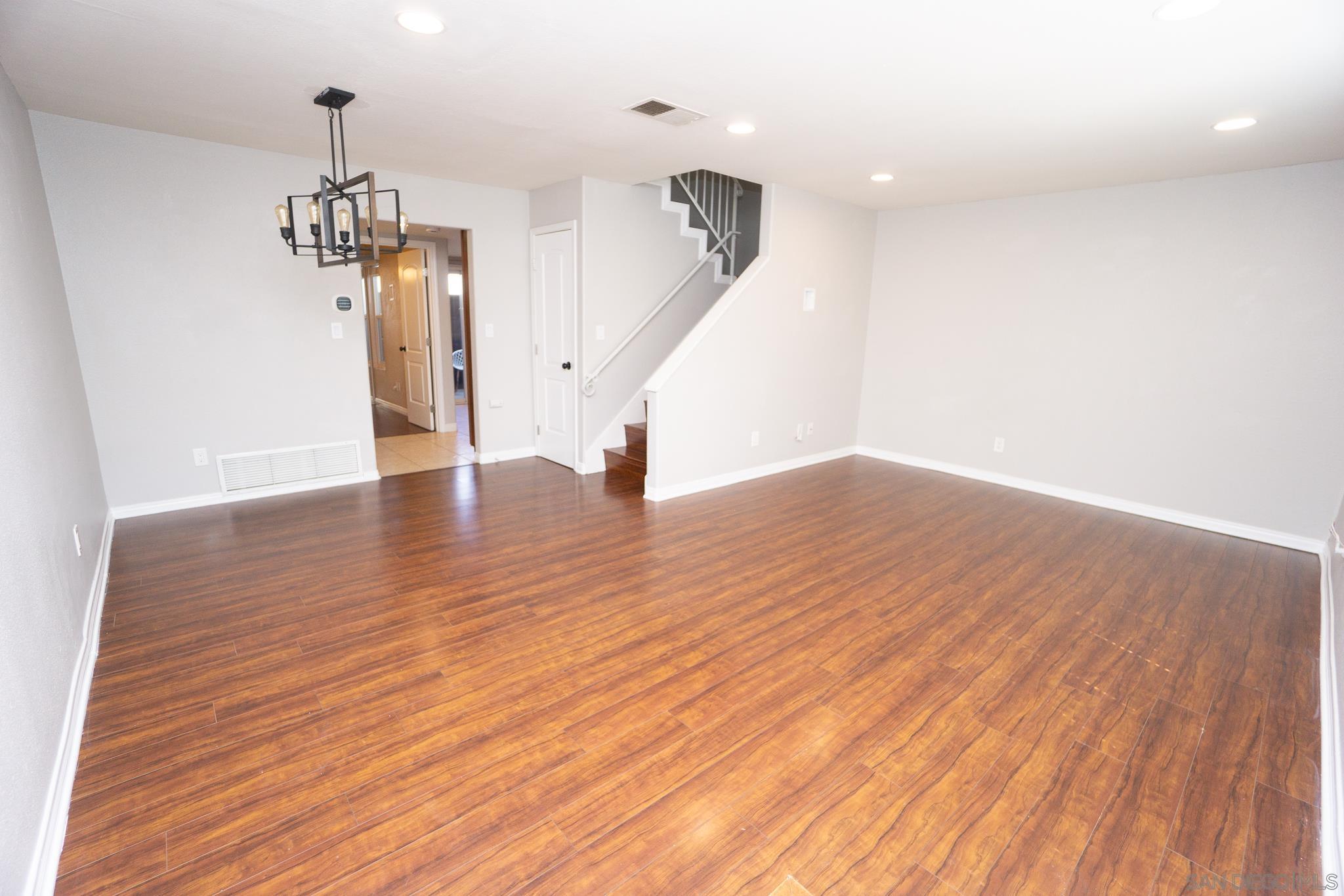 Detail Gallery Image 15 of 36 For 4219  Felton St.  #2,  San Diego,  CA 92104 - 3 Beds | 2/1 Baths