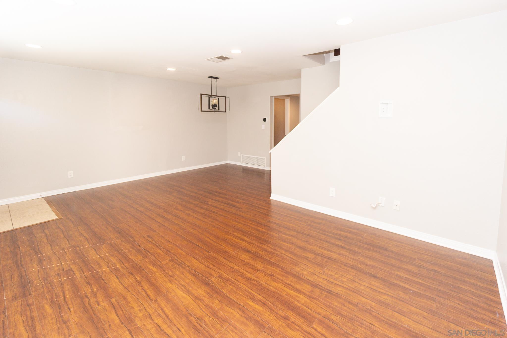 Detail Gallery Image 16 of 36 For 4219  Felton St.  #2,  San Diego,  CA 92104 - 3 Beds | 2/1 Baths