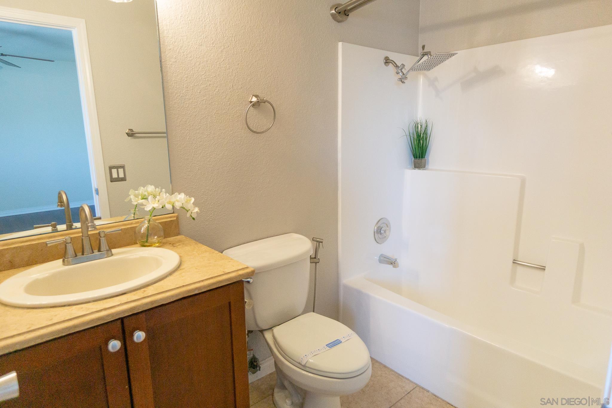 Detail Gallery Image 27 of 36 For 4219  Felton St.  #2,  San Diego,  CA 92104 - 3 Beds | 2/1 Baths