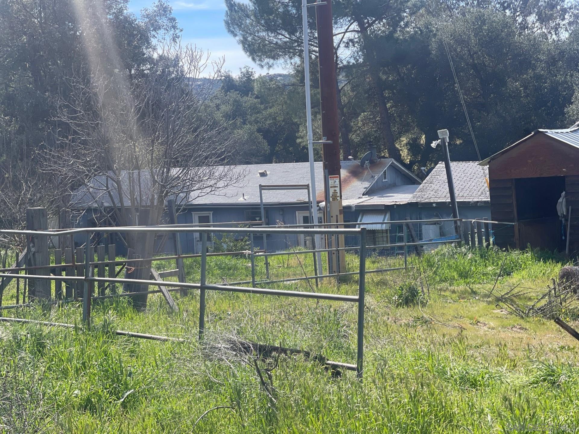 Detail Gallery Image 5 of 17 For 1951  Lake Morena, Campo,  CA 91906 - 2 Beds | 2 Baths