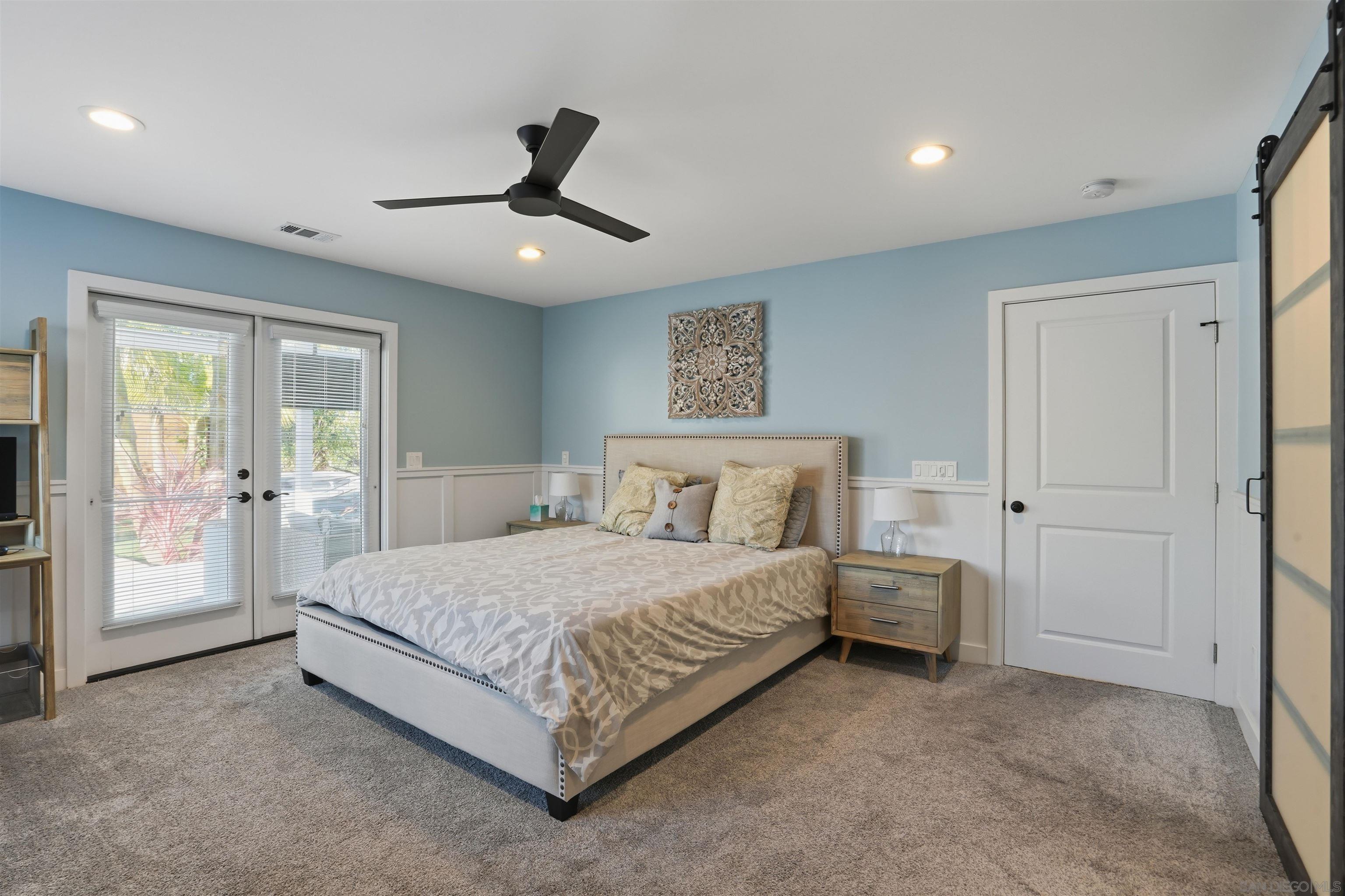 Detail Gallery Image 5 of 38 For 3820  Talbot St, San Diego,  CA 92106 - 4 Beds | 2 Baths