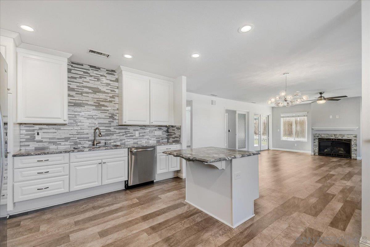 Detail Gallery Image 13 of 29 For 2679  Ferdinand Road, El Cajon,  CA 92020 - 3 Beds | 2 Baths