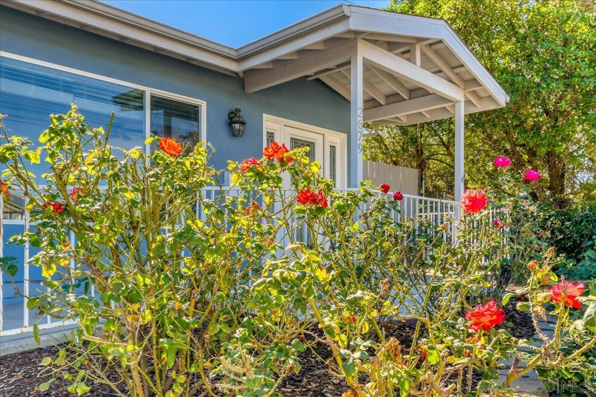 Detail Gallery Image 3 of 29 For 2679  Ferdinand Road, El Cajon,  CA 92020 - 3 Beds | 2 Baths