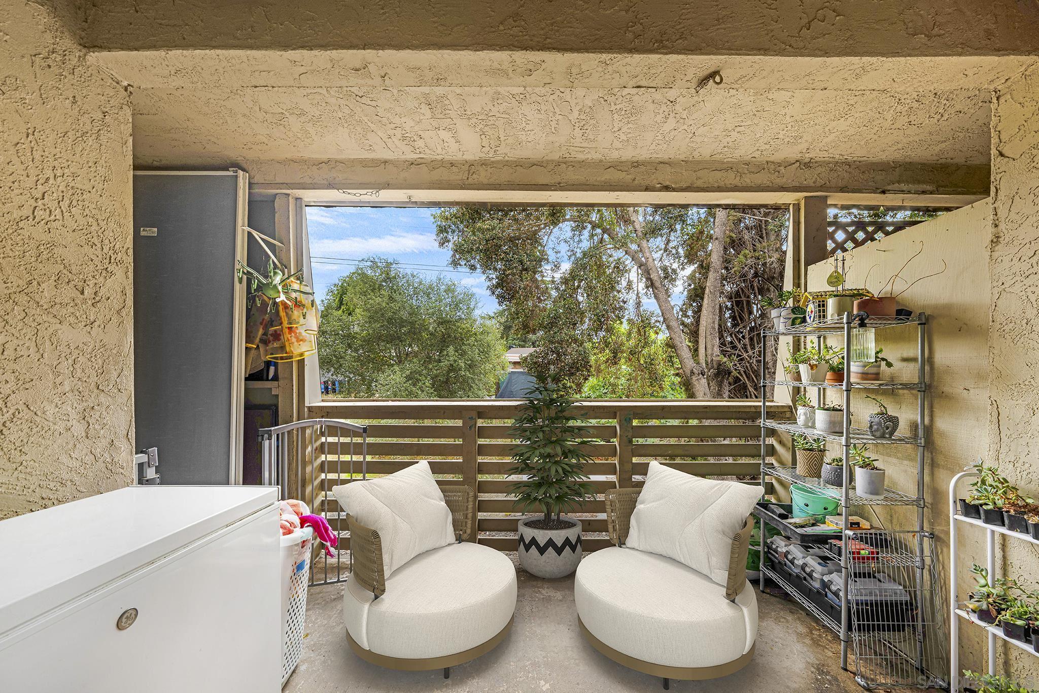 Detail Gallery Image 18 of 22 For 1257 E Grand Ave  #D,  Escondido,  CA 92027 - 2 Beds | 2 Baths