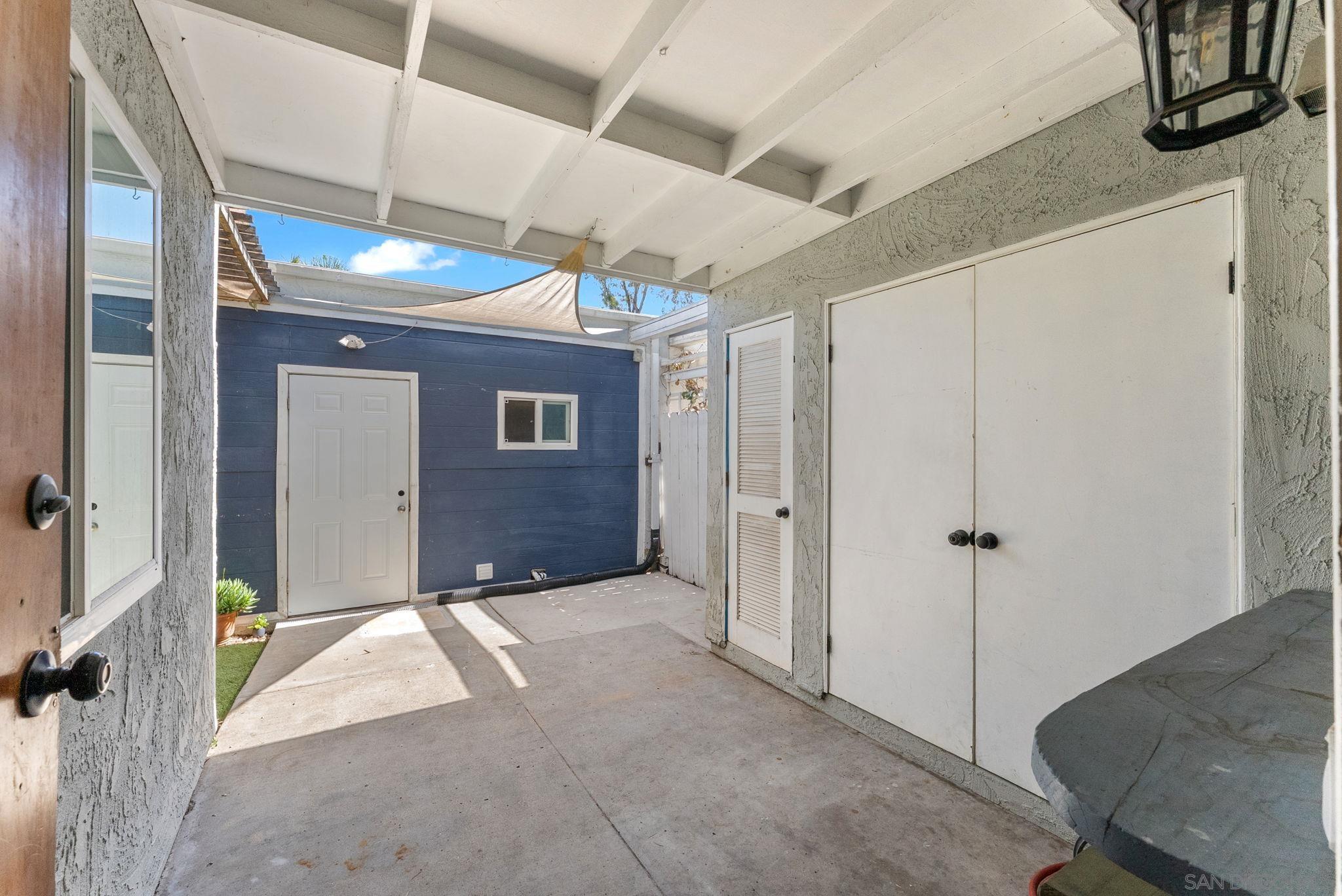 Detail Gallery Image 24 of 39 For 9401  Carlton Oaks Dr Unit E, Santee,  CA 92071 - 3 Beds | 1/1 Baths